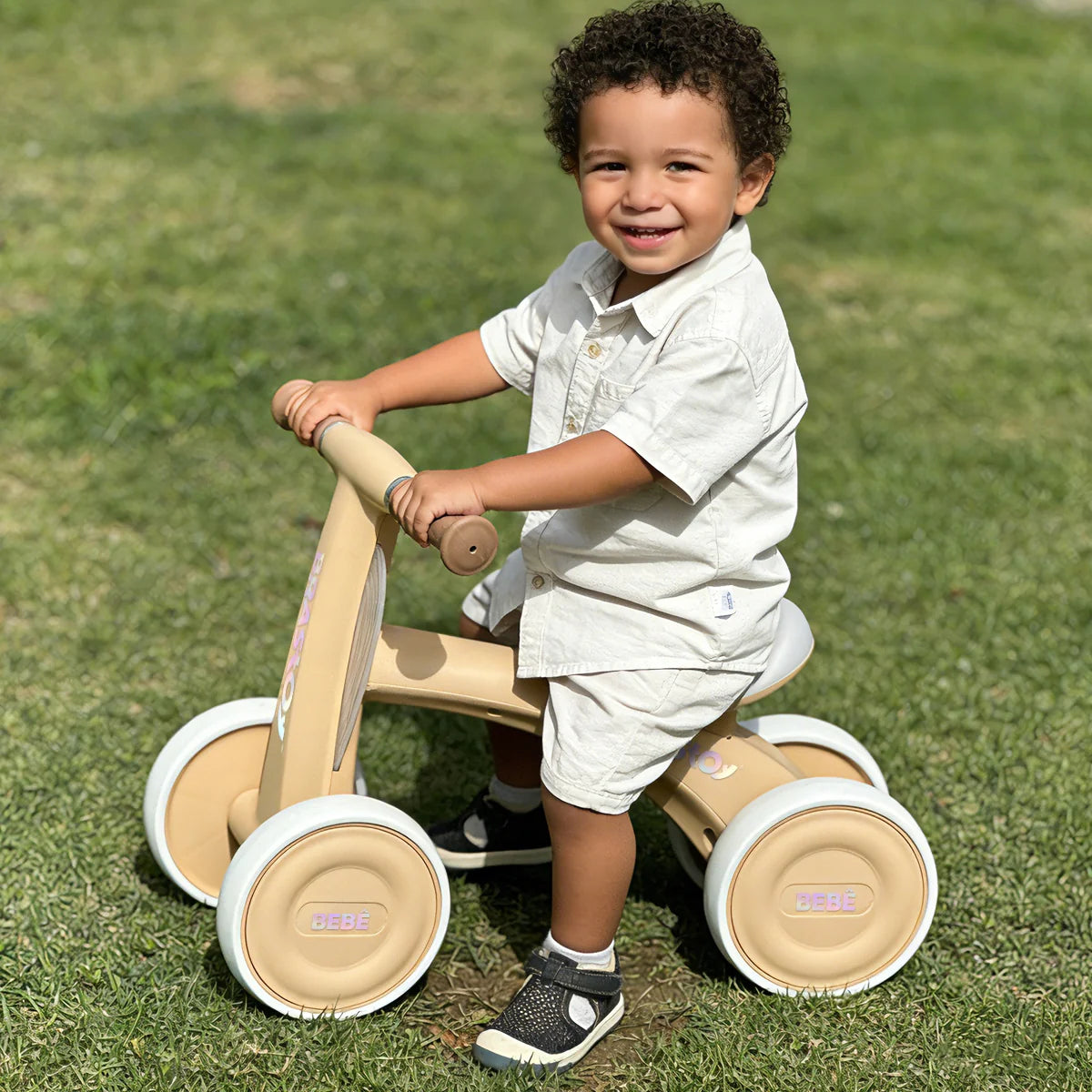 Bicicleta De Equilíbrio Infantil Andador Sem Pedal 4 Rodas Brastoy