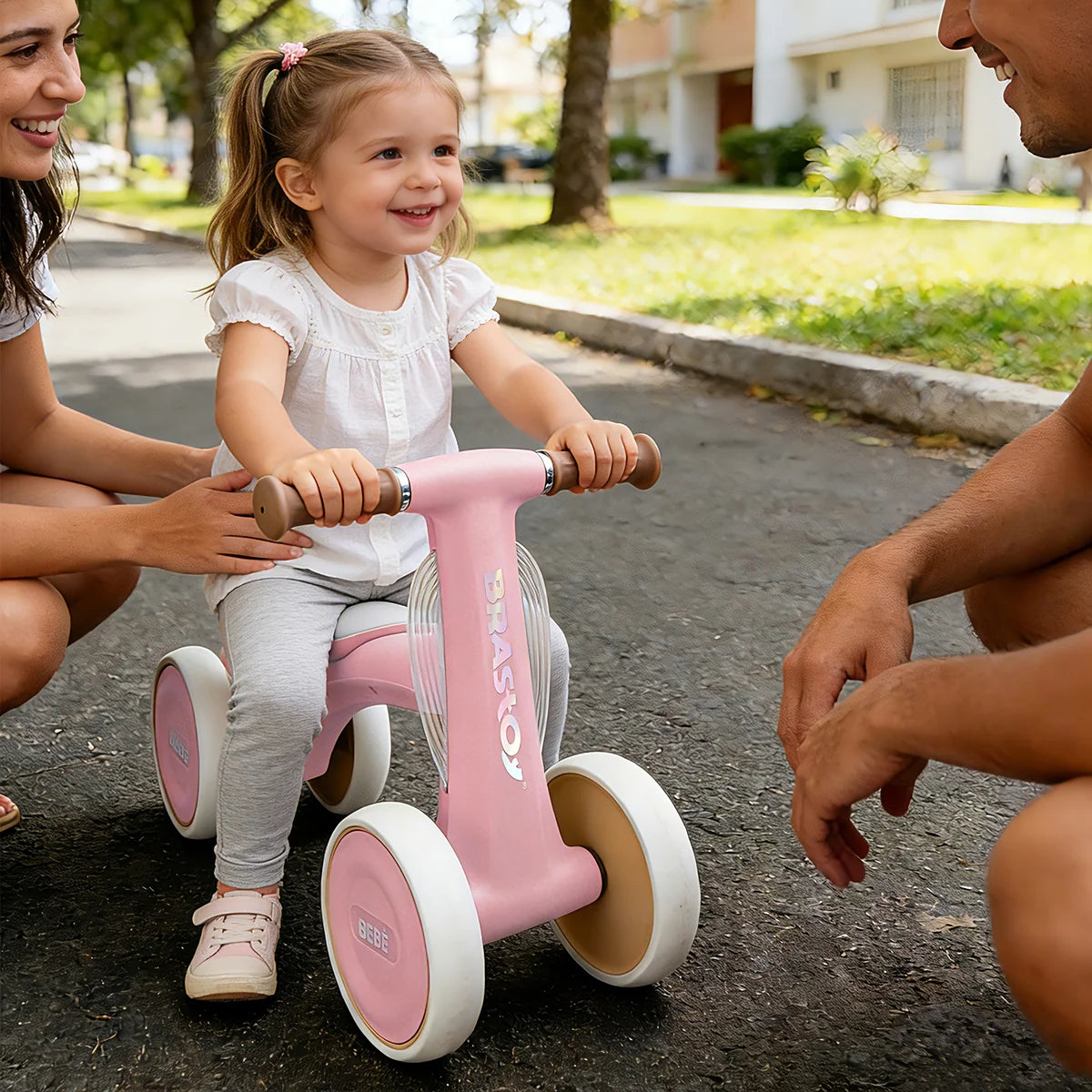 Bicicleta De Equilíbrio Infantil Andador Sem Pedal 4 Rodas Brastoy