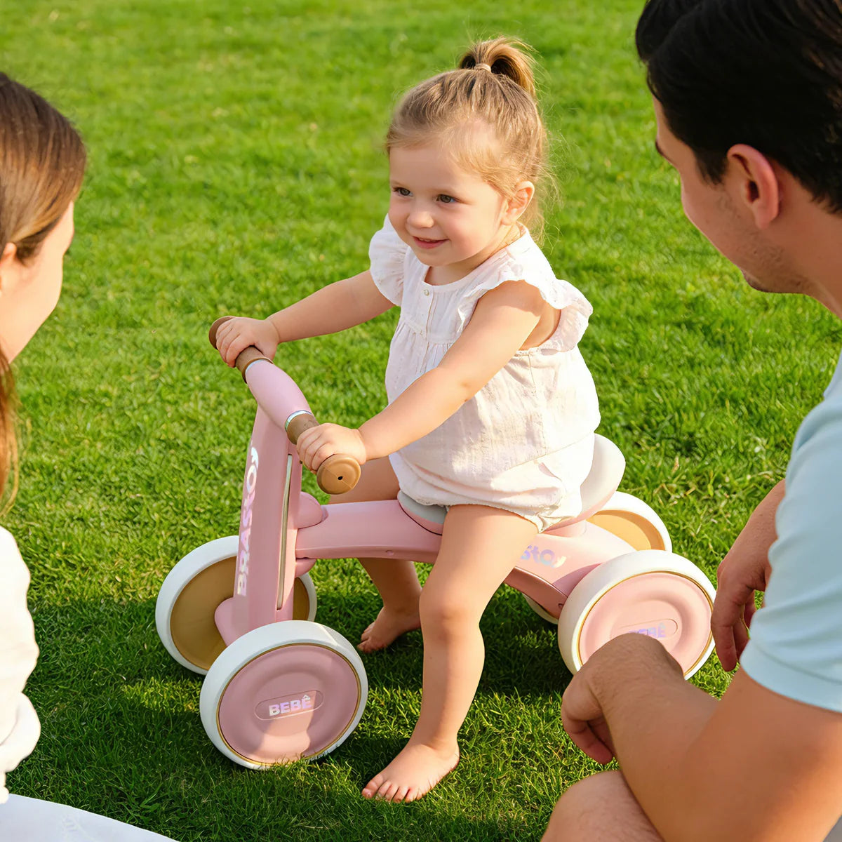 Bicicleta De Equilíbrio Infantil Andador Sem Pedal 4 Rodas Brastoy