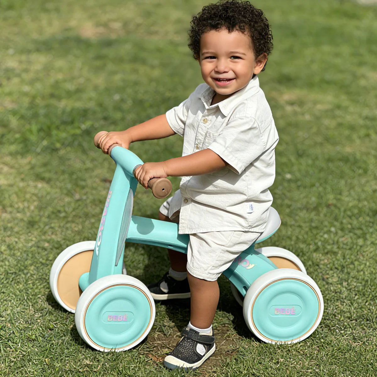 Bicicleta De Equilíbrio Infantil Andador Sem Pedal 4 Rodas Brastoy