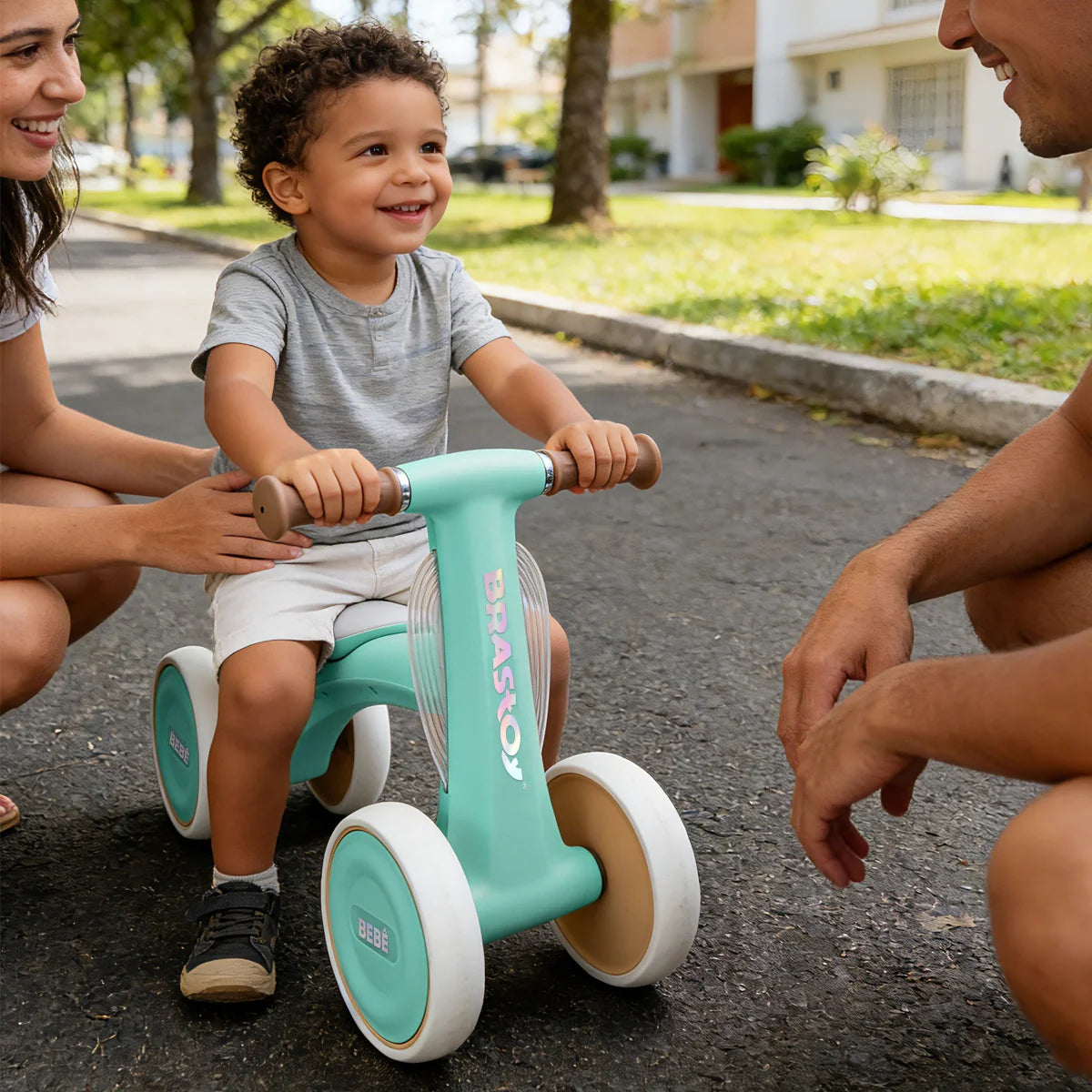 Bicicleta De Equilíbrio Infantil Andador Sem Pedal 4 Rodas Brastoy