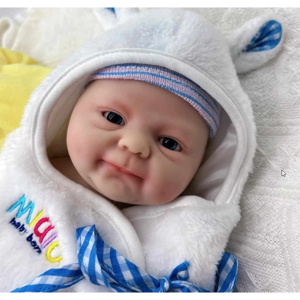 Boneco Bebê Reborn Brastoy Silicone Sólido 40cm Pode Tomar Banho Kit Acessórios Chupeta Fralda Mamadeira Pelúcia Certidão