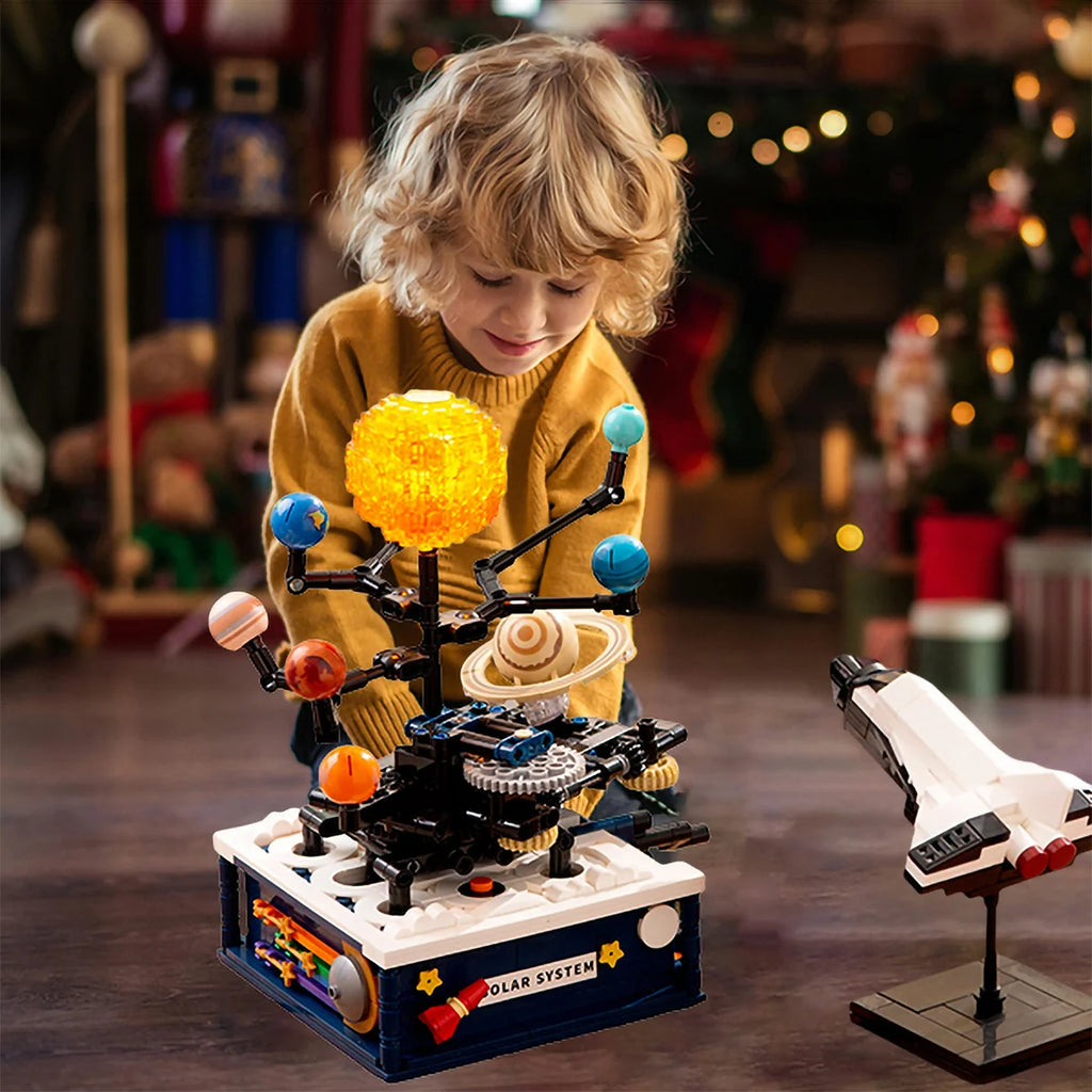 Bloco de Montar Giratório do Sistema Solar Kit Planetário com Luzes 775 peças Encaixe Brinquedo Educativo Infantil de Planetas Espaço