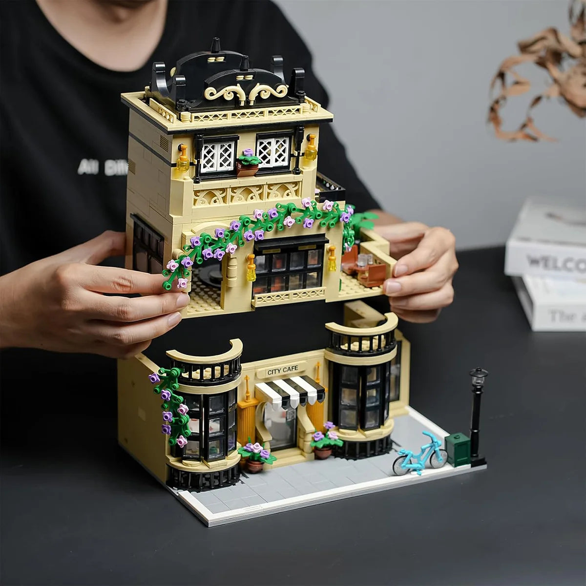 Bloco de Montar Café Puzzle 1443 Peças de Encaixar Com Luzes LED Crianças Adulto Adolescentes Infantil Bloco de Construção Decoração Colecionador