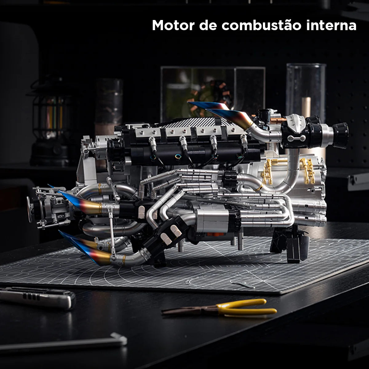 Bloco de Montar Motor V8 Funcional Bloco De Construção 2773 Peças de Encaixe dk111 Brastoy