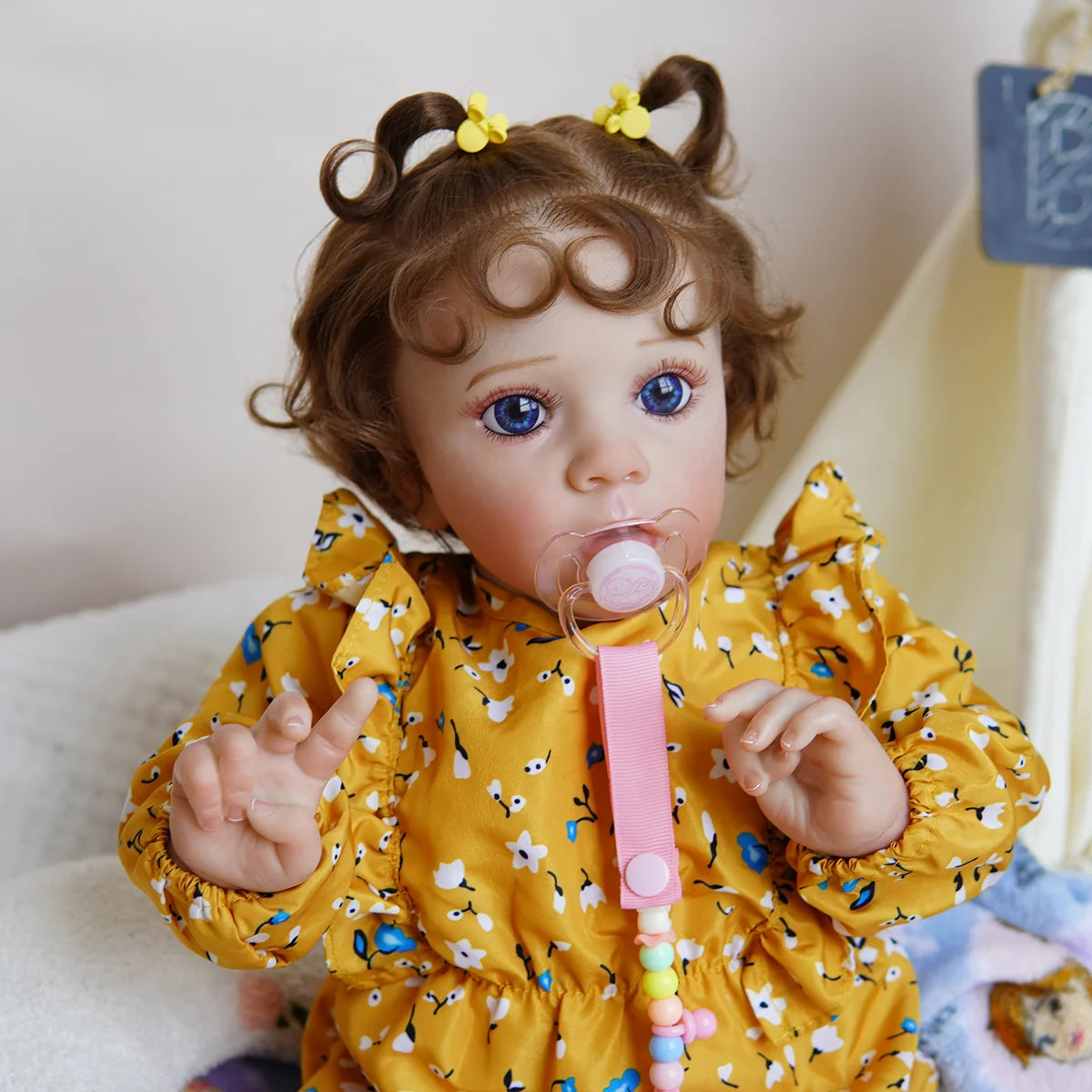 Boneca Bebê Reborn Silicone Realista 55cm Conjunto de Roupa Mamadeira Chupeta Brastoy