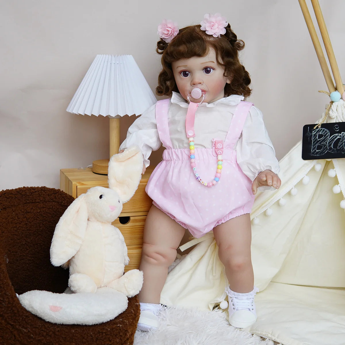 Boneca Bebê Reborn Corpo de Tecido 65cm Conjunto de Roupa Mamadeira Chupeta Brastoy