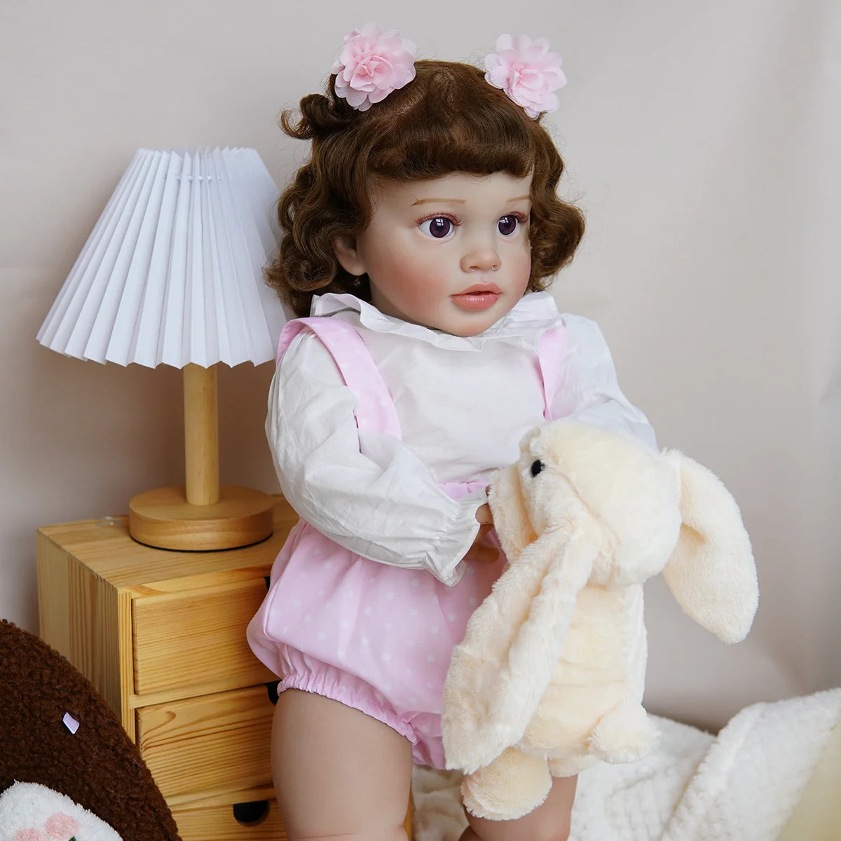 Boneca Bebê Reborn Corpo de Tecido 65cm Conjunto de Roupa Mamadeira Chupeta Brastoy