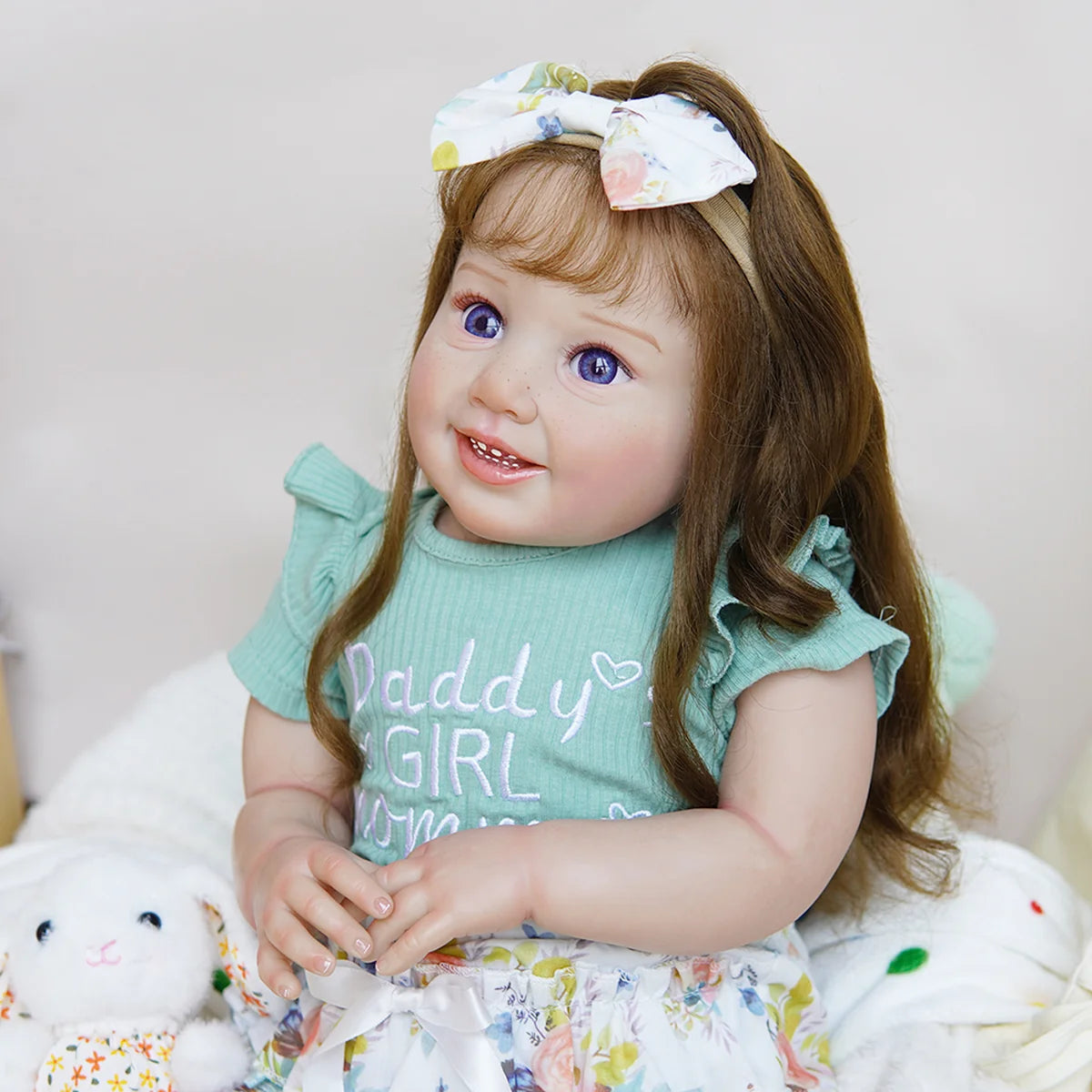 Boneca Bebê Reborn Corpo de Tecido 65cm Conjunto de Roupa Mamadeira Chupeta Brastoy