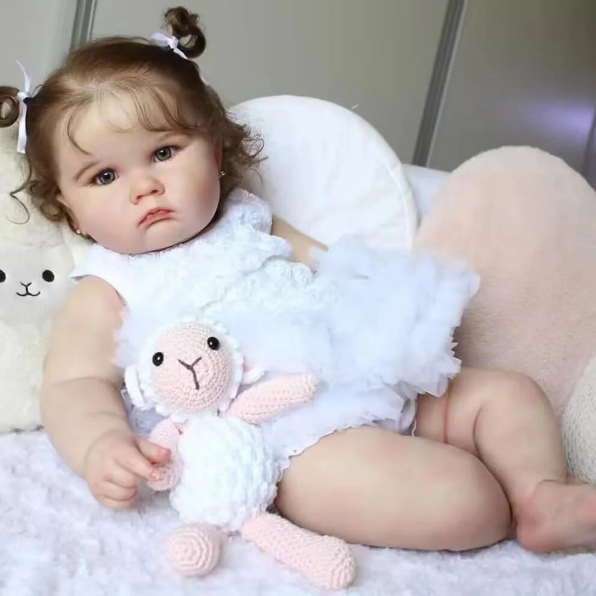 Boneca Bebê Reborn Corpo de Tecido 60cm Conjunto de Roupa Mamadeira Chupeta Brastoy