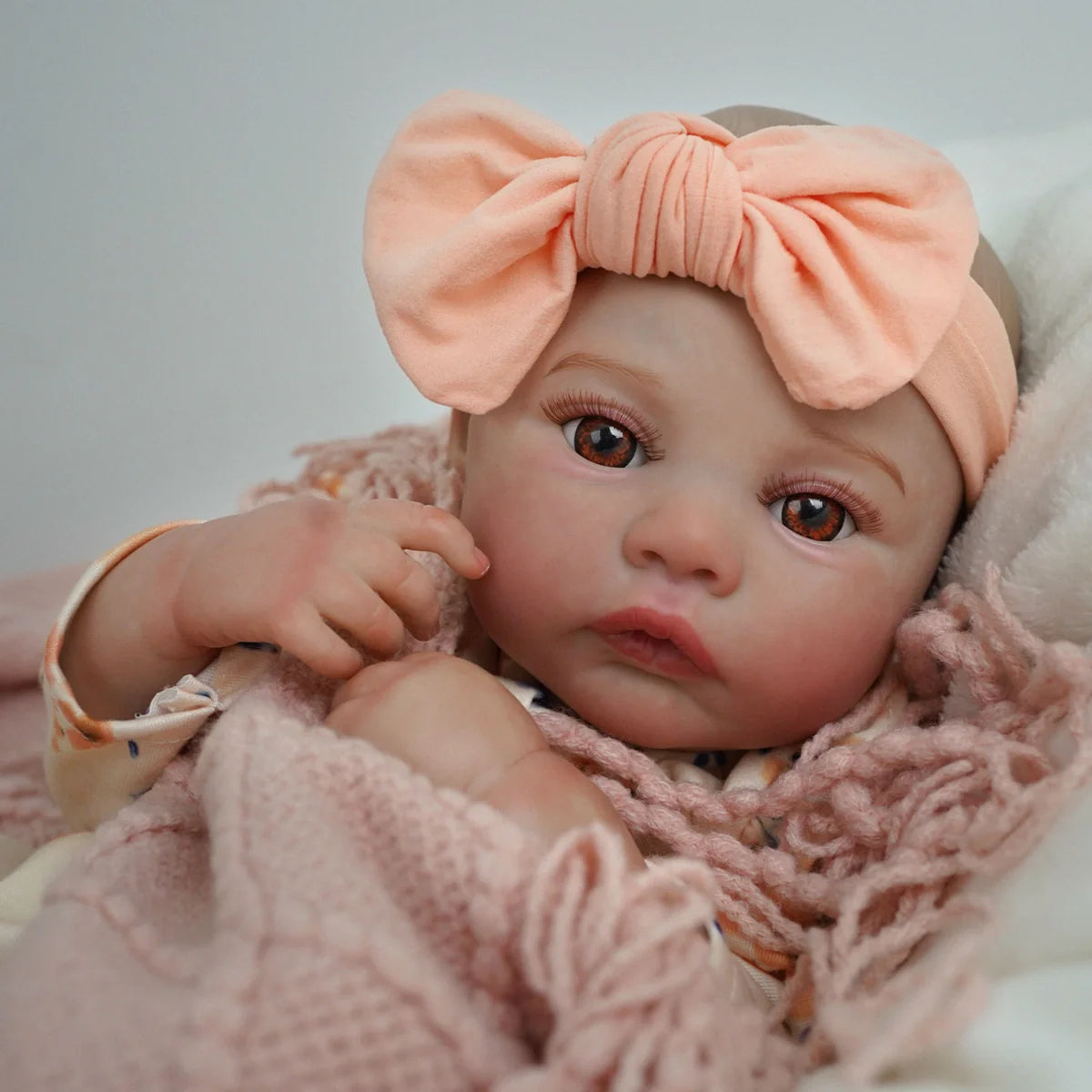 Boneca Bebê Reborn Realista Brastoy Original 48cm Silicone Kit Conjunto de Roupa Mamadeira Chupeta Certidão Fralda e Pelúcia