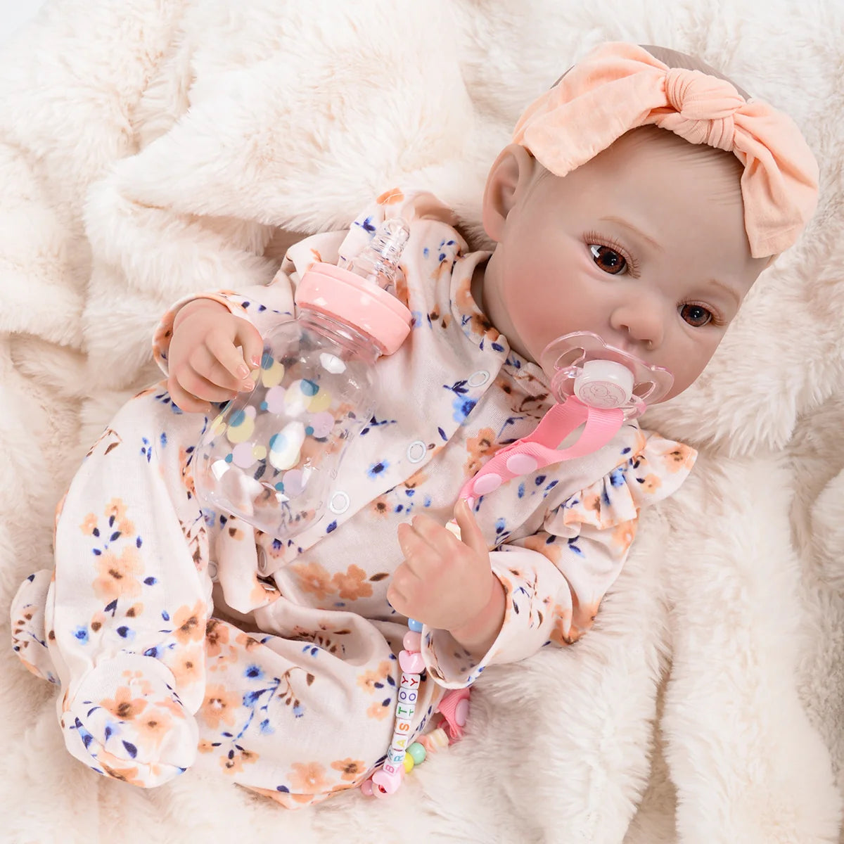 Boneca Bebê Reborn Realista Brastoy Original 48cm Silicone Kit Conjunto de Roupa Mamadeira Chupeta Certidão Fralda e Pelúcia