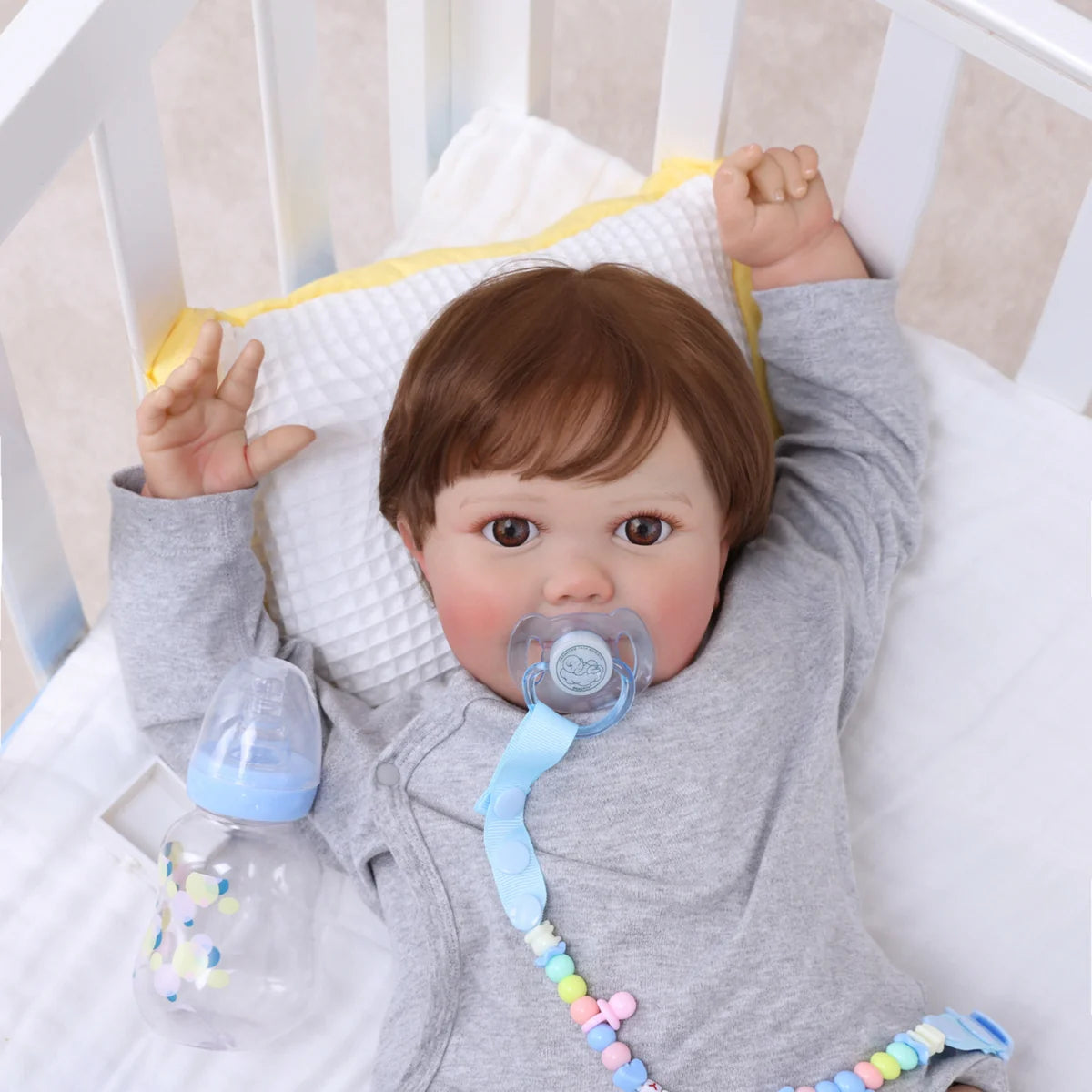 Bebê Reborn Boneco Corpo de silicone Pode Dar Banho 60cm Conjunto de Roupa Chupeta Mamadeira Certidão Fralda e Pelúcia Brastoy