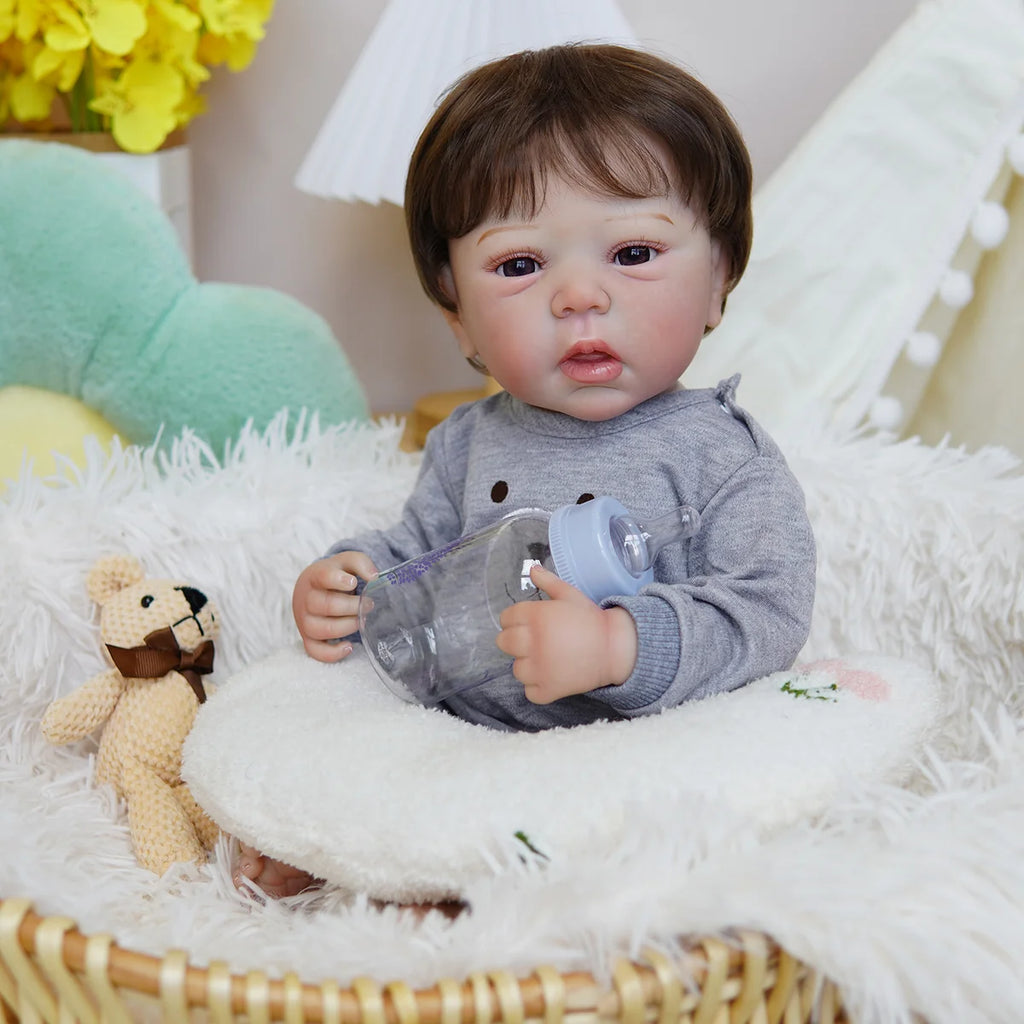 Boneco Bebê Reborn Brastoy Silicone Realista 48cm Kit Acessórios Conjunto Roupa Mamadeira Chupeta Pelúcia Fralda Certidão