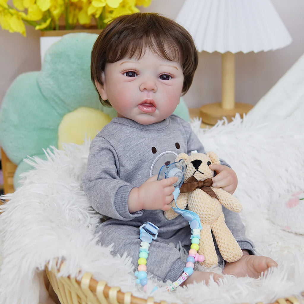 Boneco Bebê Reborn Brastoy Silicone Realista 48cm Kit Acessórios Conjunto Roupa Mamadeira Chupeta Pelúcia Fralda Certidão