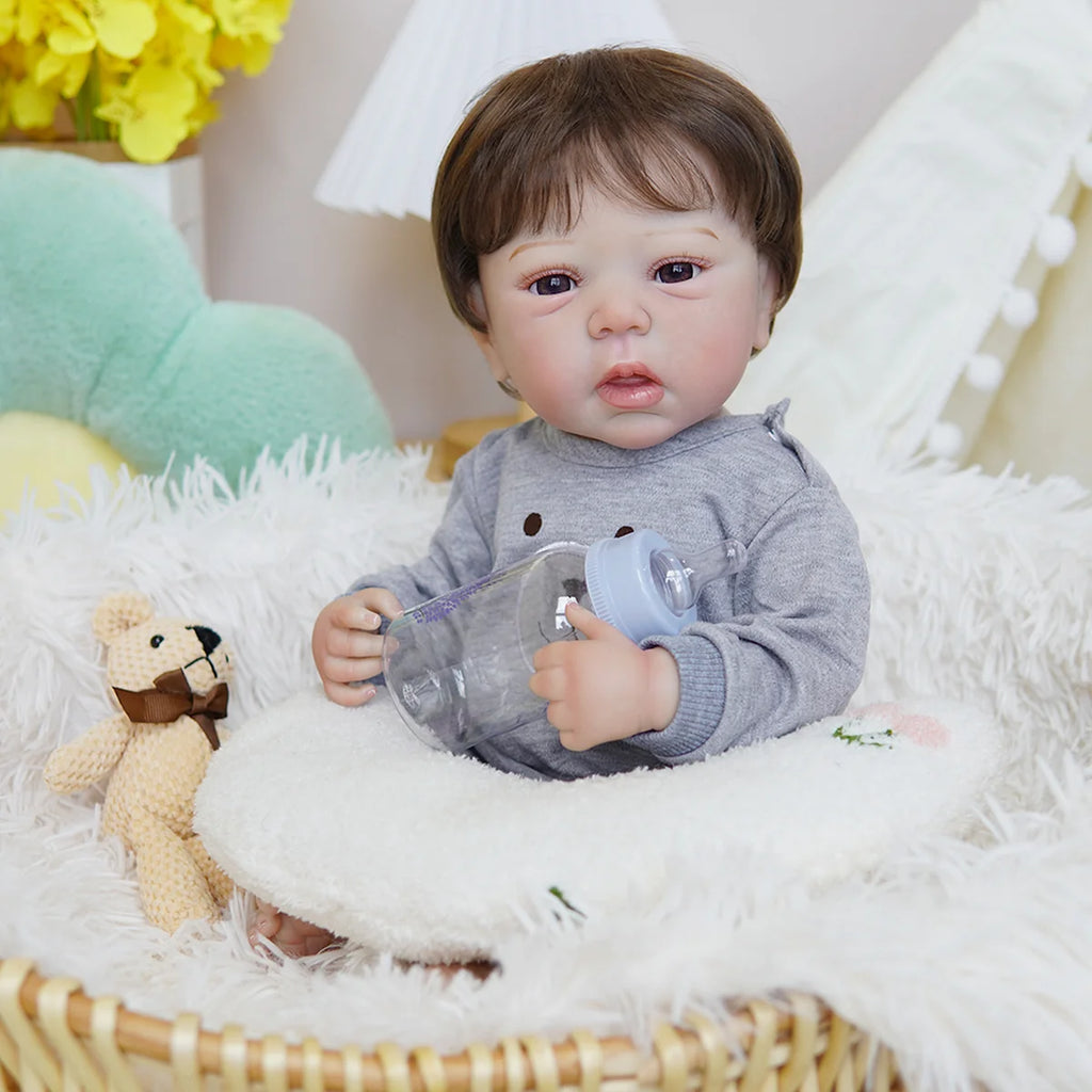 Boneco Bebê Reborn Brastoy Silicone Realista 48cm Kit Acessórios Conjunto Roupa Mamadeira Chupeta Pelúcia Fralda Certidão