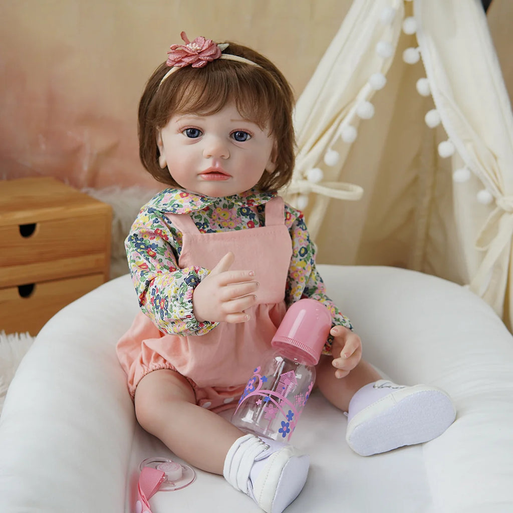 Boneca Bebê Reborn Brastoy Realista Silicone 55cm Conjunto de Roupa Chupeta Mamadeira e Pelúcia Pode Dar Banho Roupa