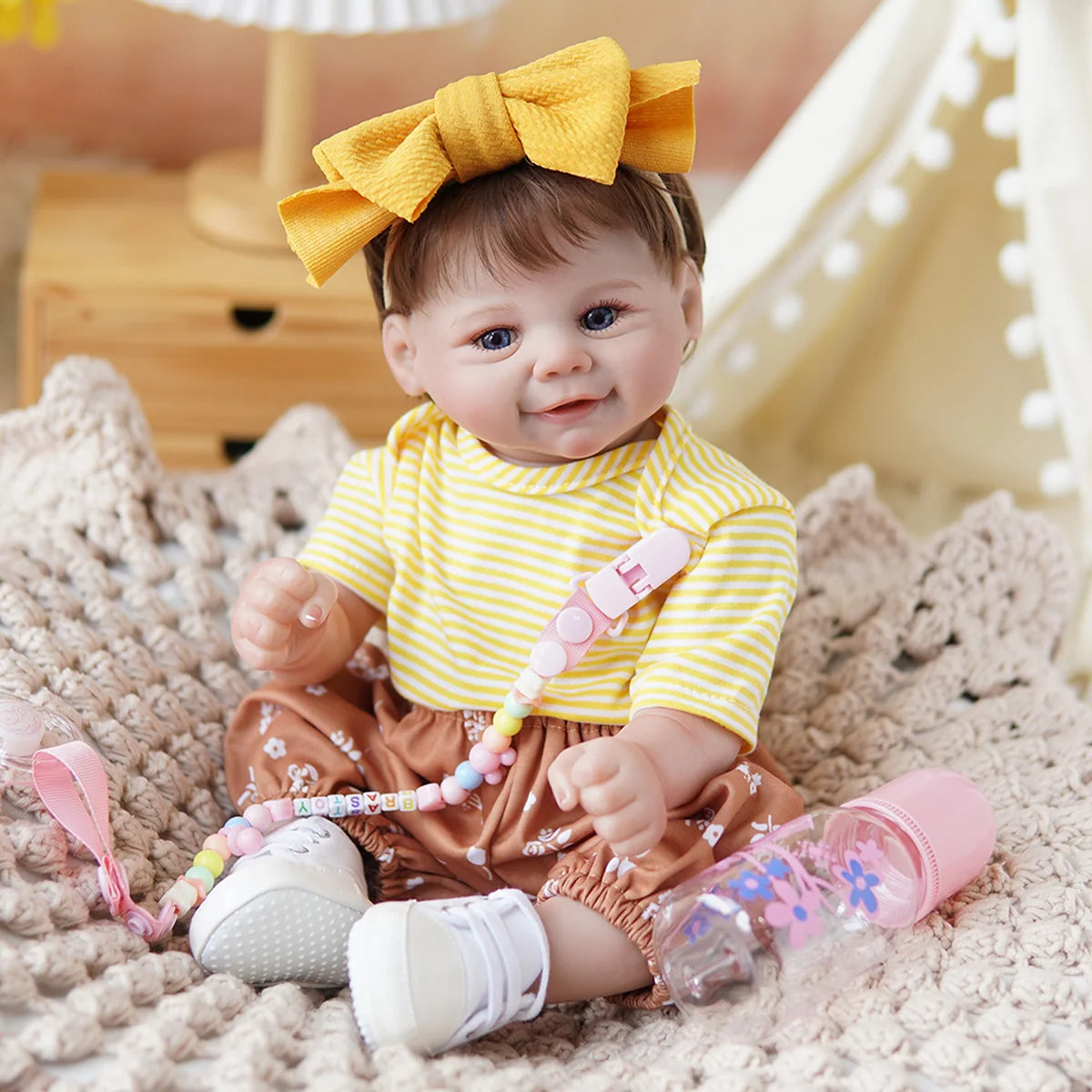 Boneca Bebê Reborn Brastoy Realista Silicone 48cm Conjunto de Roupa Chupeta Mamadeira e Pelúcia Pode Dar Banho Roupa