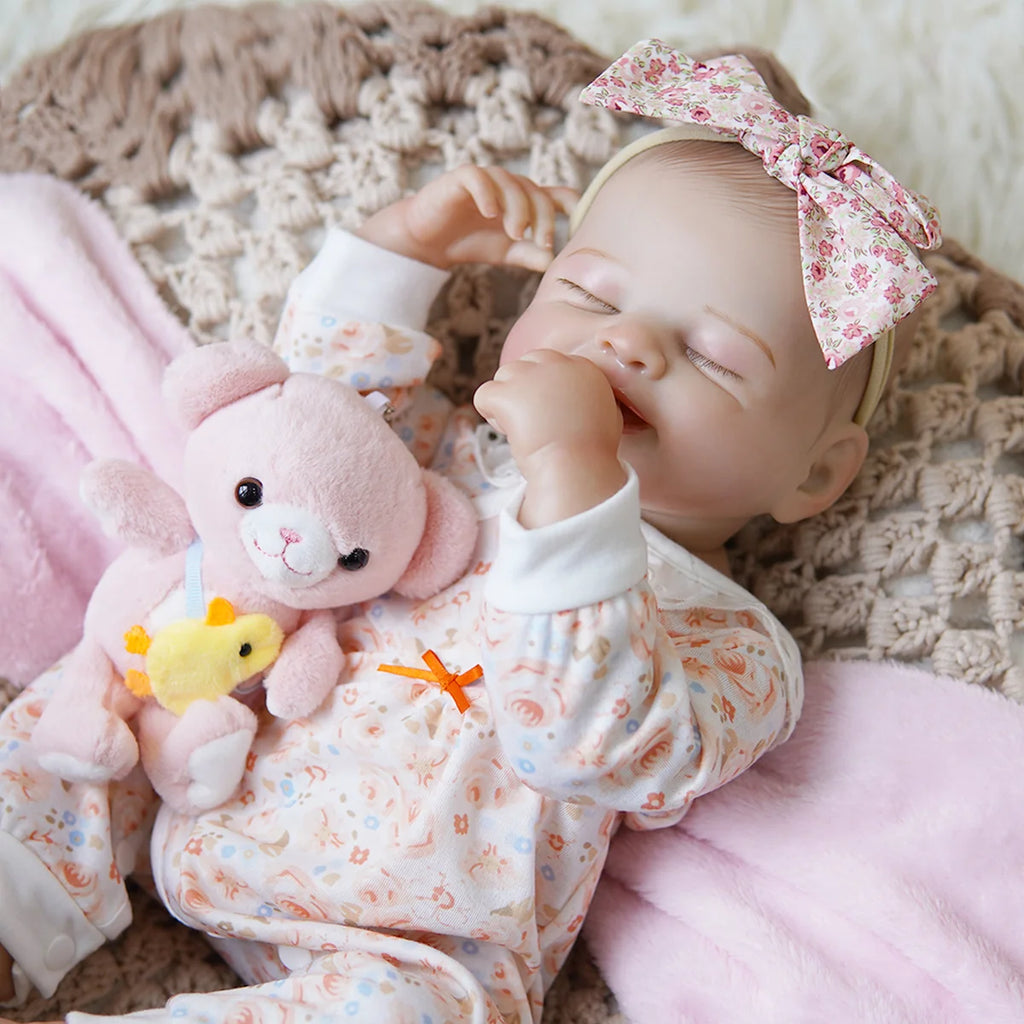 Boneca Bebê Reborn Brastoy Silicone Realista 55cm Kit Acessórios Conjunto Roupa Mamadeira Chupeta Pelúcia Fralda Certidão