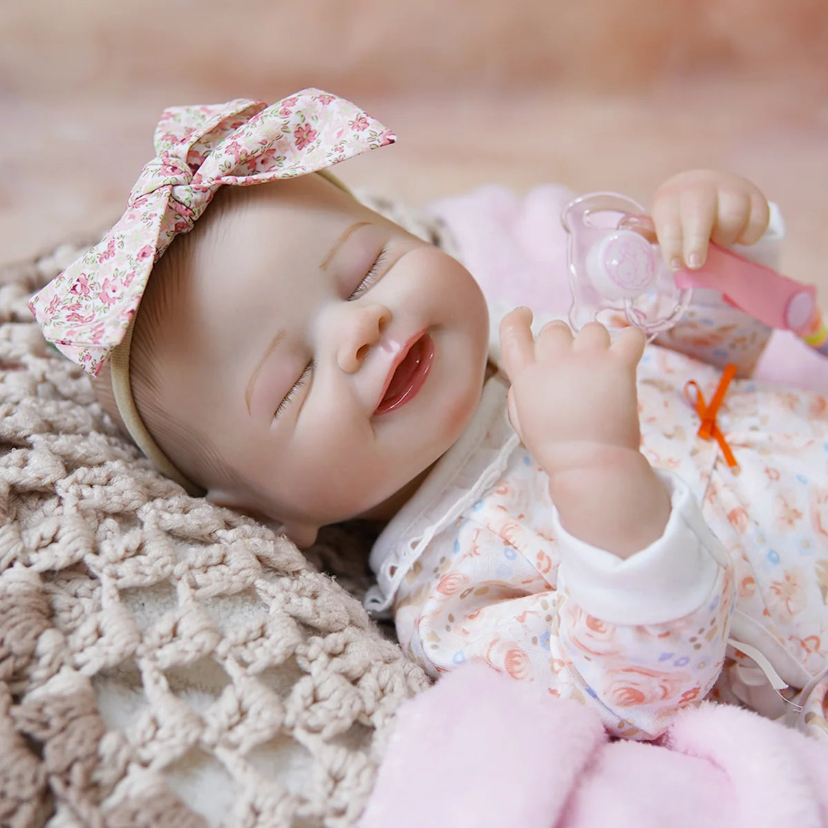 Boneca Bebê Reborn Brastoy Silicone Realista 55cm Kit Acessórios Conjunto Roupa Mamadeira Chupeta Pelúcia Fralda Certidão