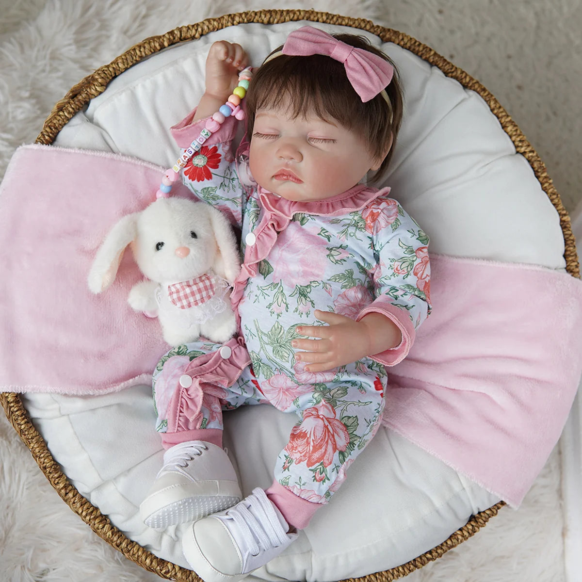 Boneca Bebê Reborn Brastoy Realista Silicone 48cm Conjunto de Roupa Chupeta Mamadeira e Pelúcia Pode Dar Banho Roupa