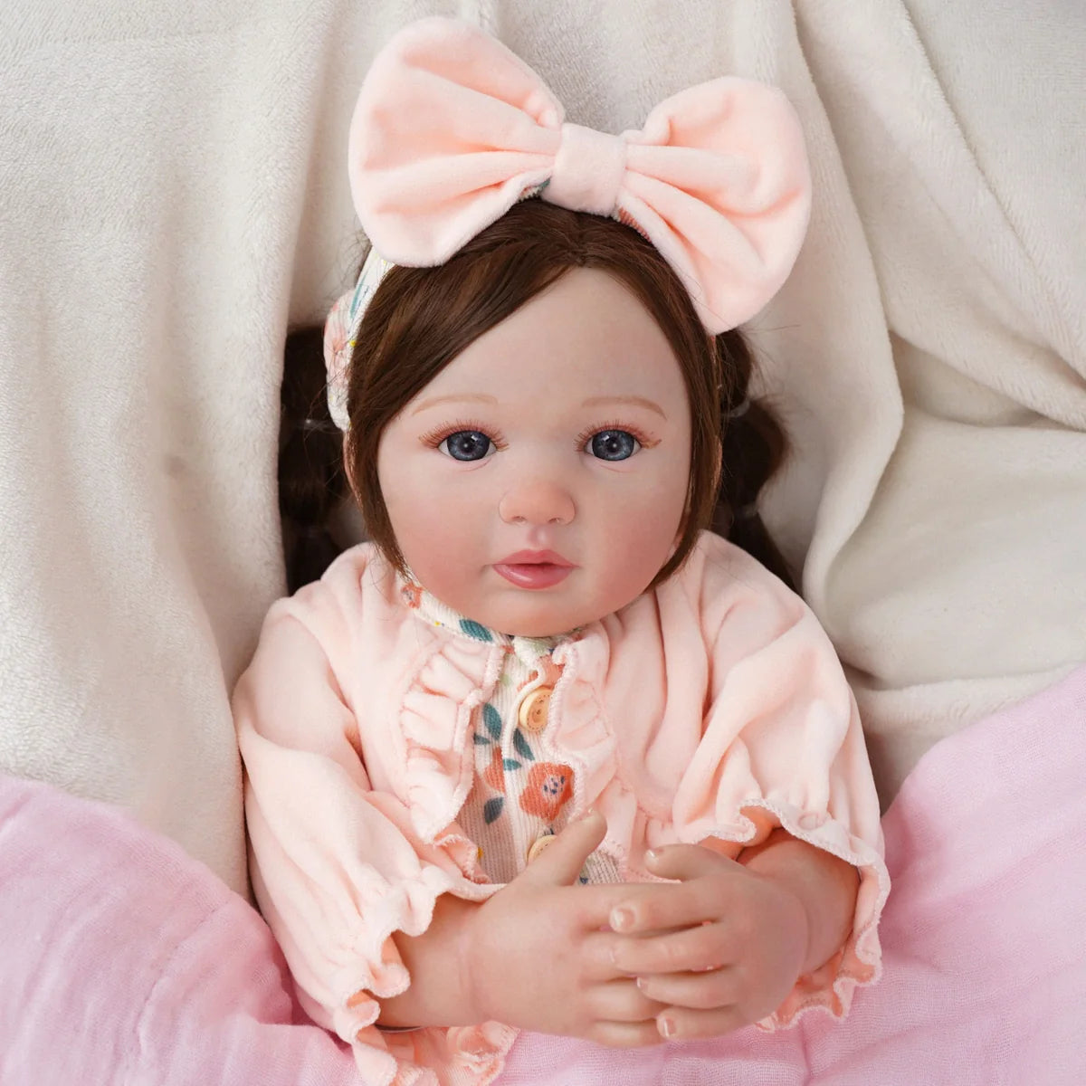 Bebê Reborn Boneca Realista Brastoy 55cm Boneca de Silicone Kit Conjunto de Roupa Chupeta Mamadeira e Pelúcia Original