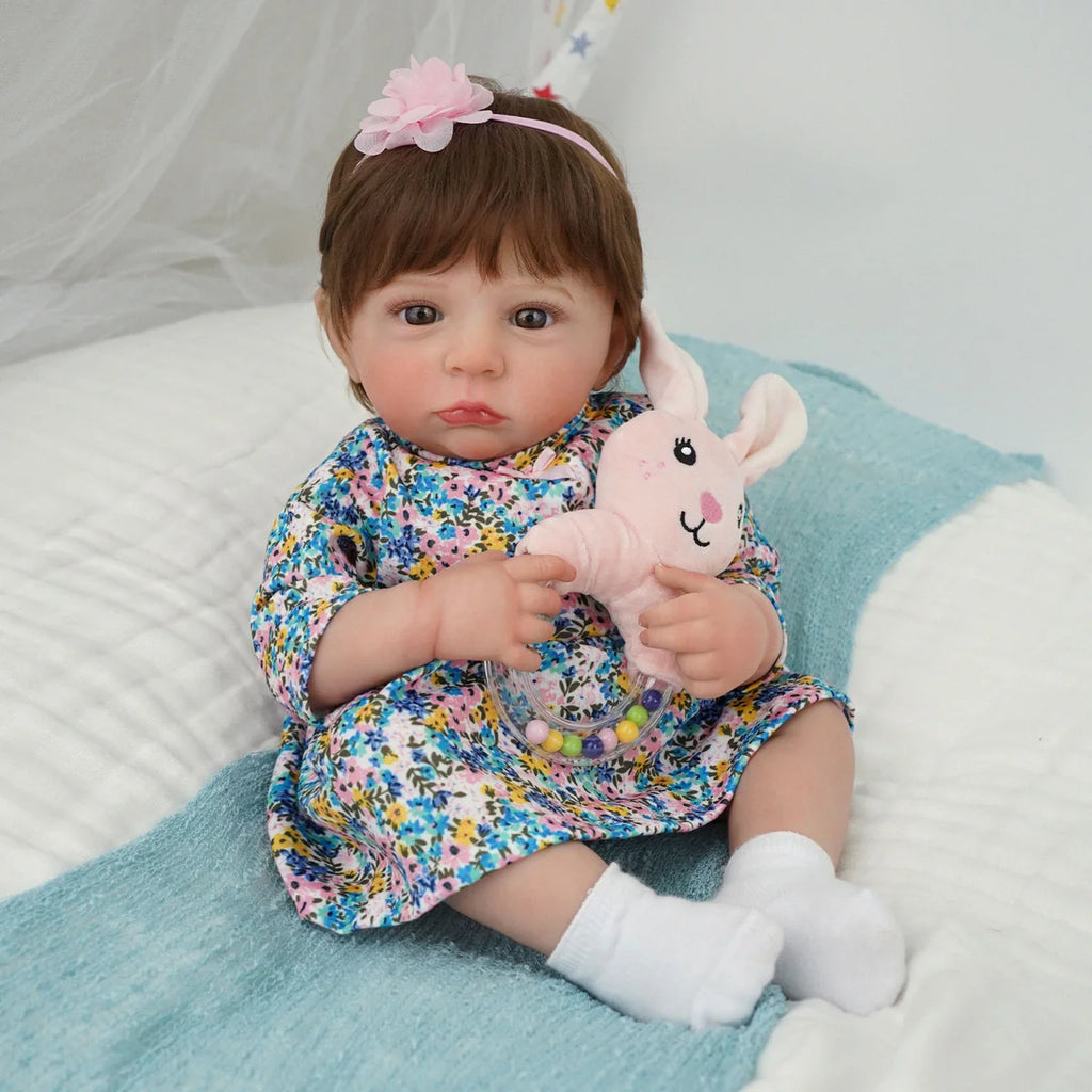 Boneca Bebê Reborn Brastoy Realista Silicone 48cm Conjunto de Roupa Chupeta Mamadeira e Pelúcia Pode Dar Banho Roupa