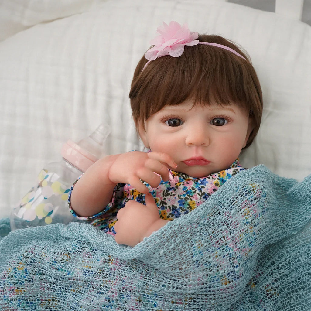 Boneca Bebê Reborn Brastoy Realista Silicone 48cm Conjunto de Roupa Chupeta Mamadeira e Pelúcia Pode Dar Banho Roupa
