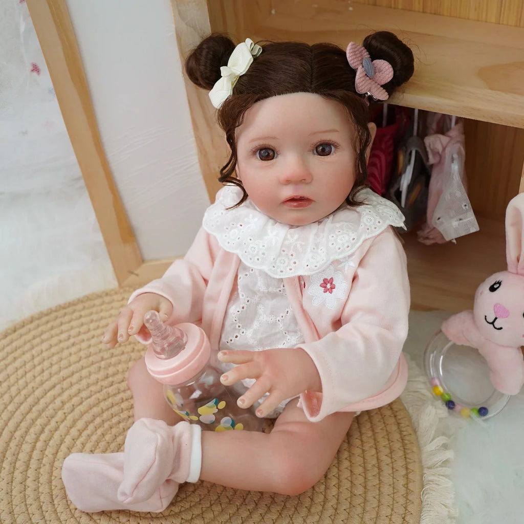 Boneca Bebê Reborn Brastoy Realista Silicone 48cm Conjunto de Roupa Chupeta Mamadeira Certidão Fralda e Pelúcia Pode Dar Banho Roupa