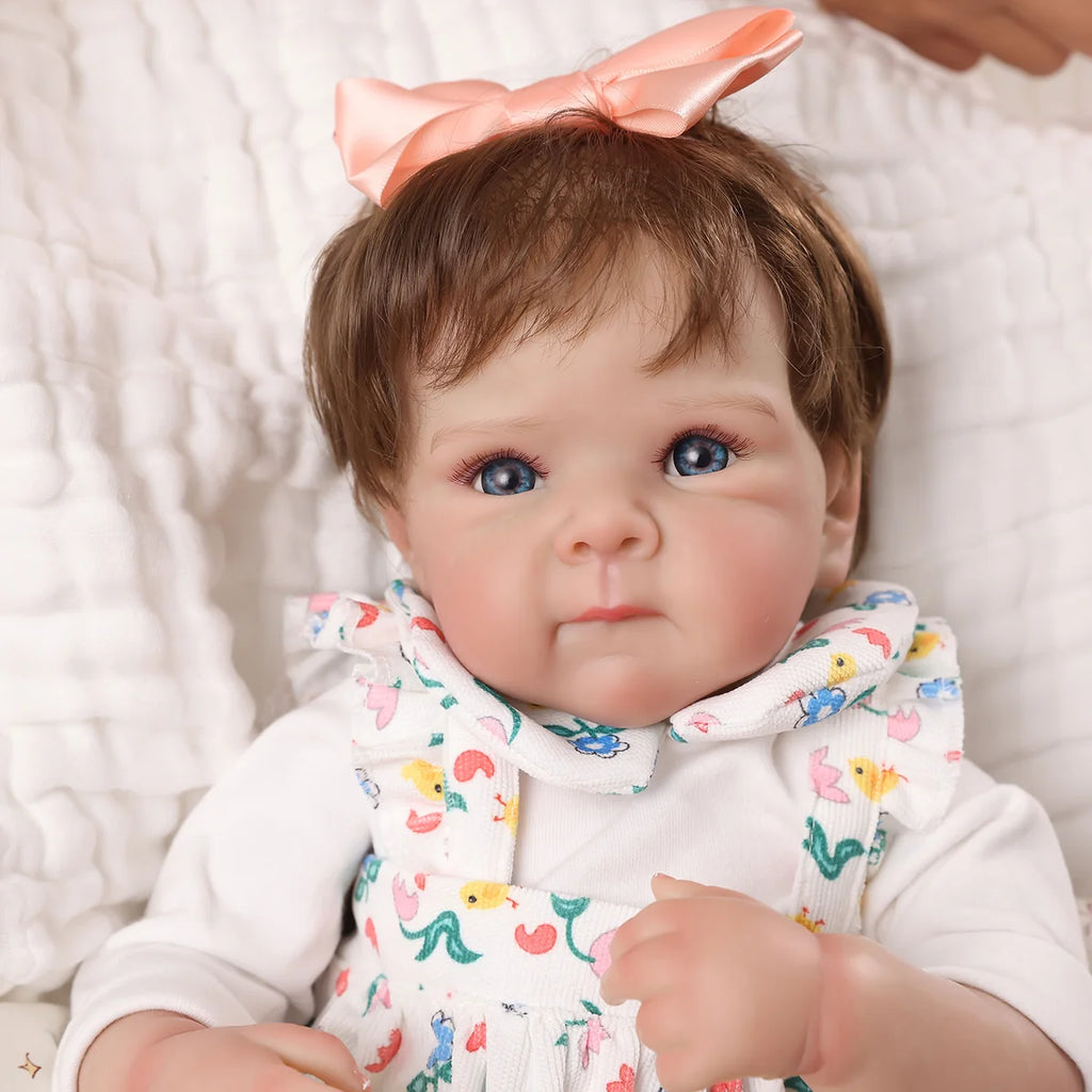 Bebê Reborn Boneca Corpo de silicone Pode Dar Banho 48cm Conjunto de Roupa Chupeta Mamadeira Fralda Certidão e Pelúcia Brastoy