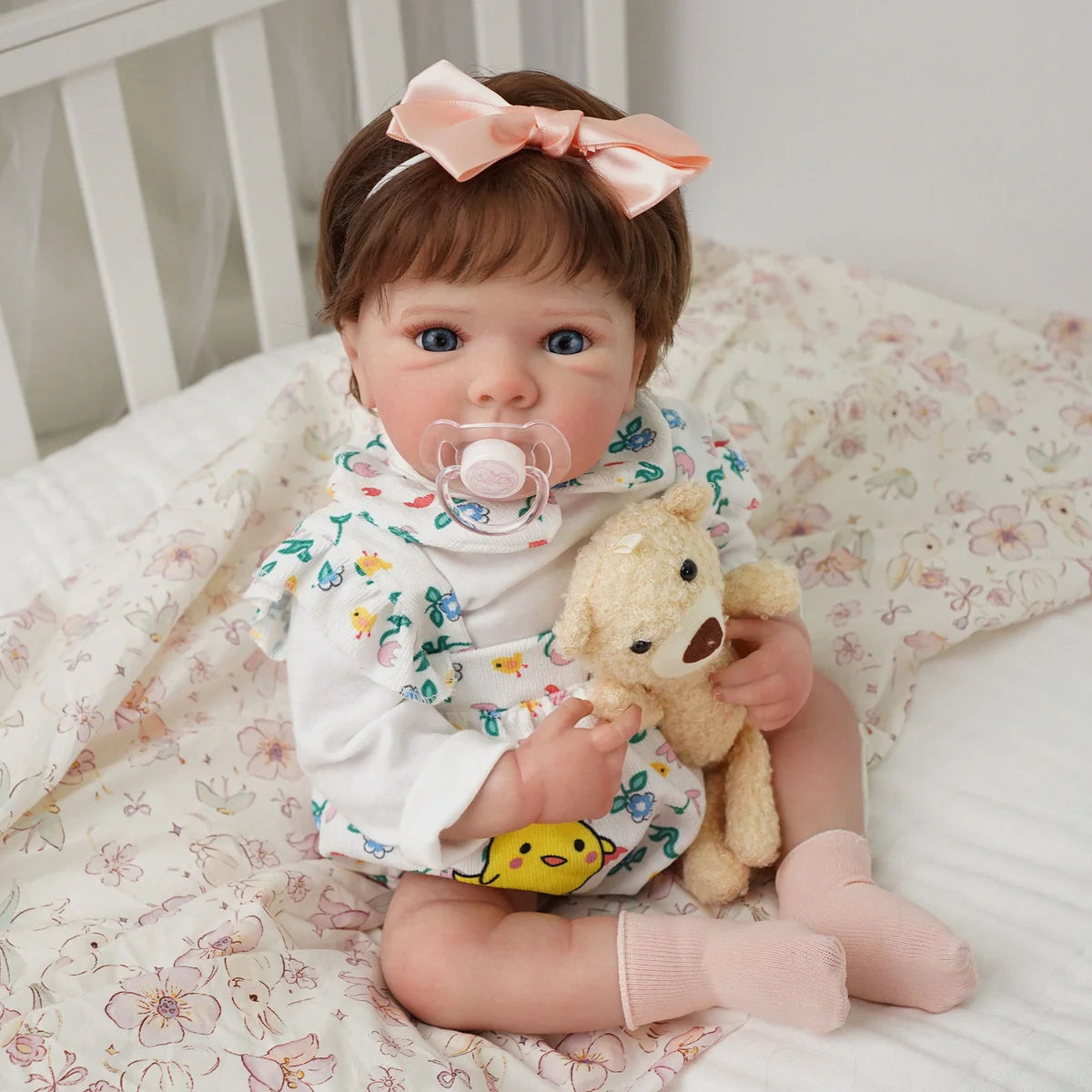 Bebê Reborn Boneca Corpo de silicone Pode Dar Banho 48cm Conjunto de Roupa Chupeta Mamadeira Fralda Certidão e Pelúcia Brastoy