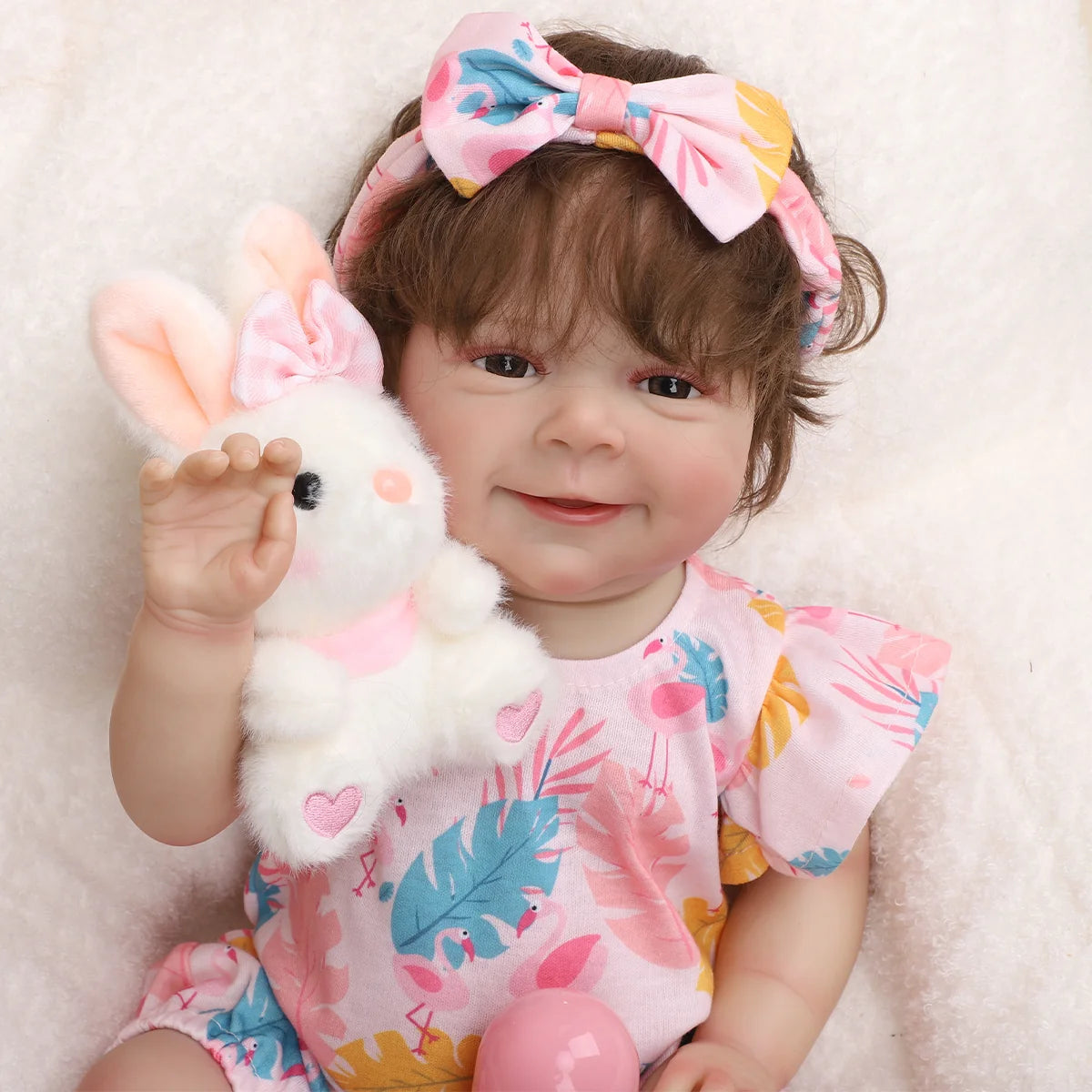 Bebê Reborn Menina Silicone 48cm Boneca Olhos Castanhos Pode dar Banho Brastoy Com Acessórios