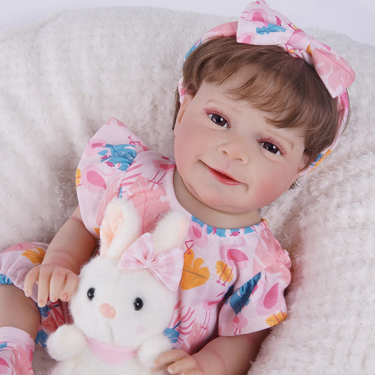 Bebê Reborn Menina Silicone 48cm Boneca Olhos Castanhos Pode dar Banho Brastoy Com Acessórios