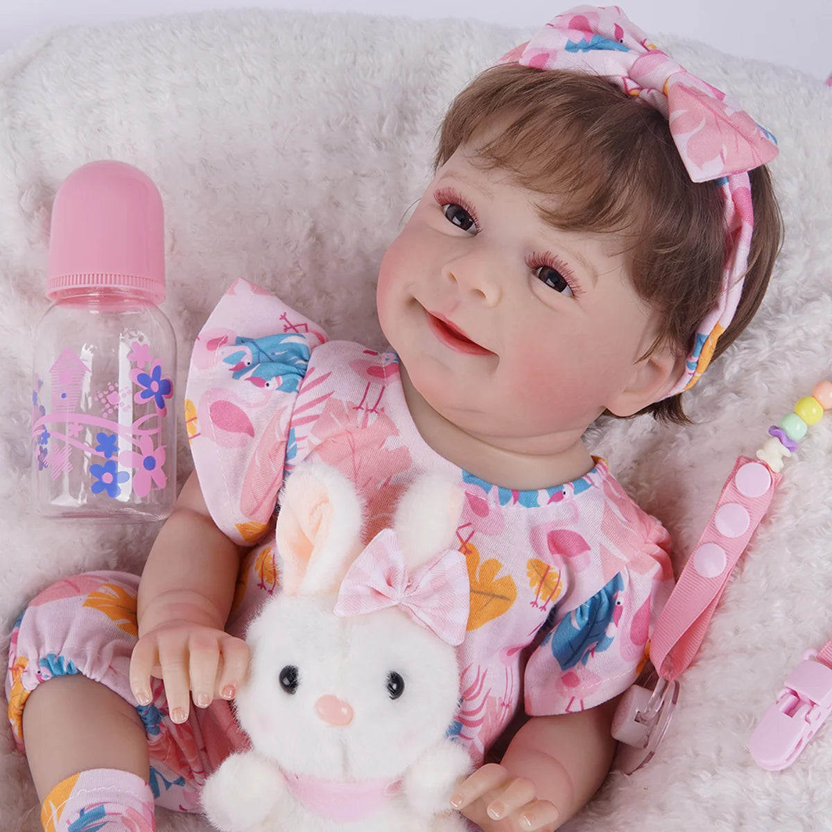 Bebê Reborn Menina Silicone 48cm Boneca Olhos Castanhos Pode dar Banho Brastoy Com Acessórios
