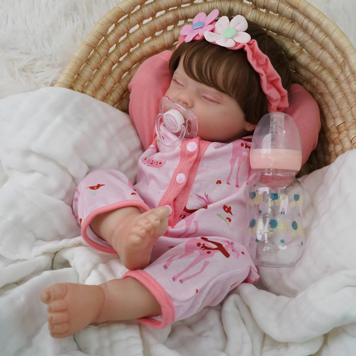 Boneca Bebê Reborn de Silicone 48cm Menina Pode dar Banho Brastoy Com Acessórios