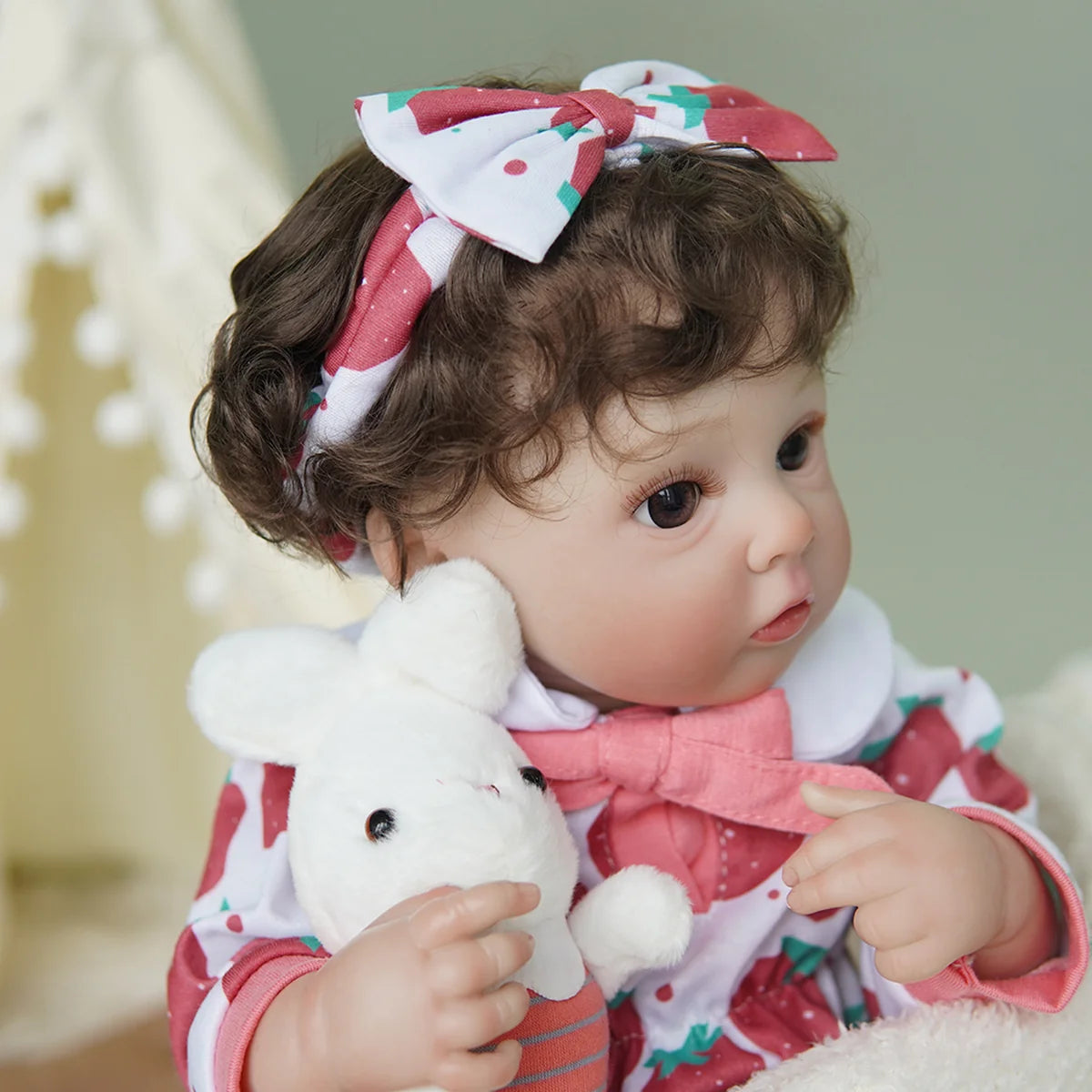 Boneca Bebê Reborn 48cm Menina Olho Castanho Pode dar Banho Com Acessórios Brastoy