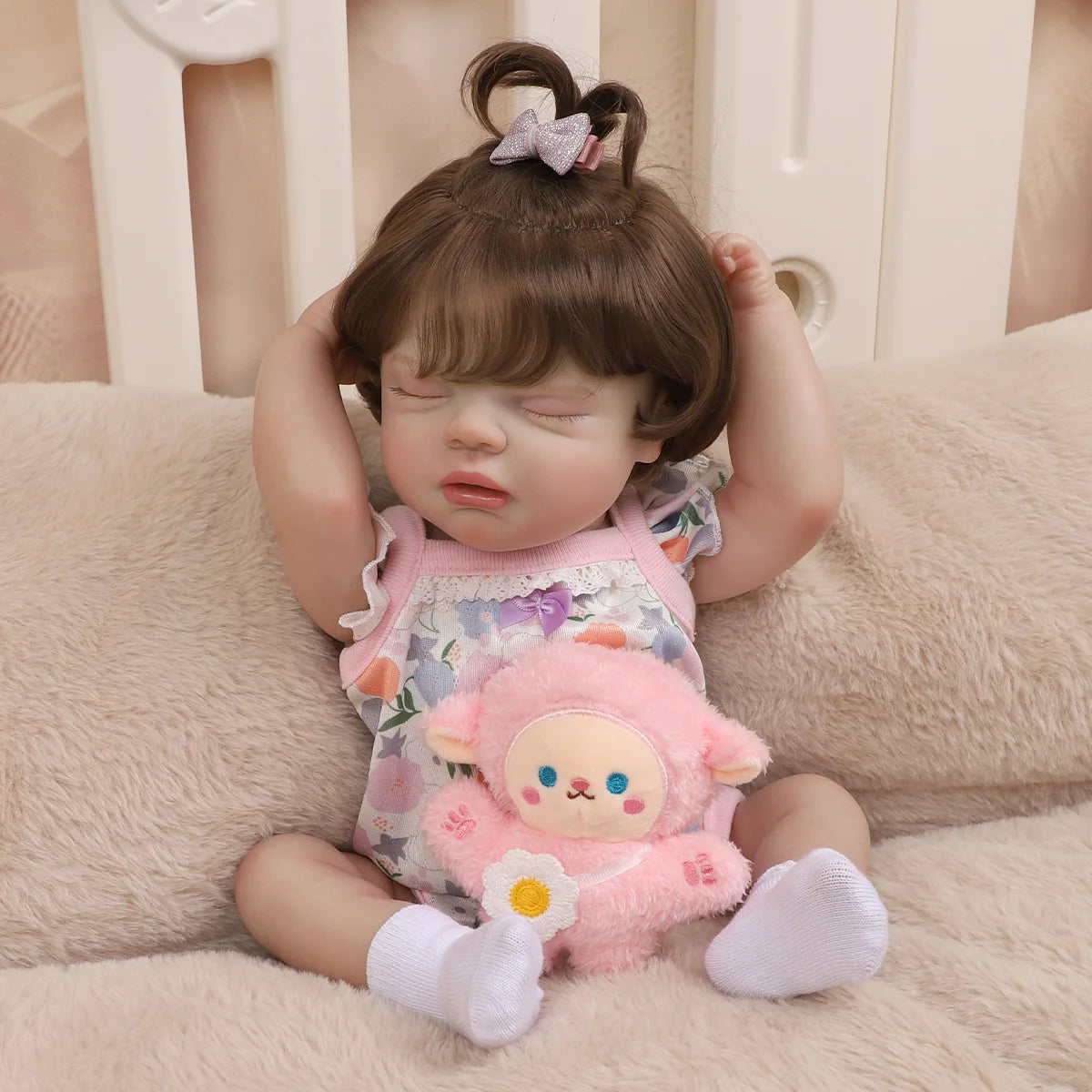 Boneca Bebê Reborn Silicone 48cm Menina Olho Fechado Rosa Pode dar Banho com Acessórios Brastoy