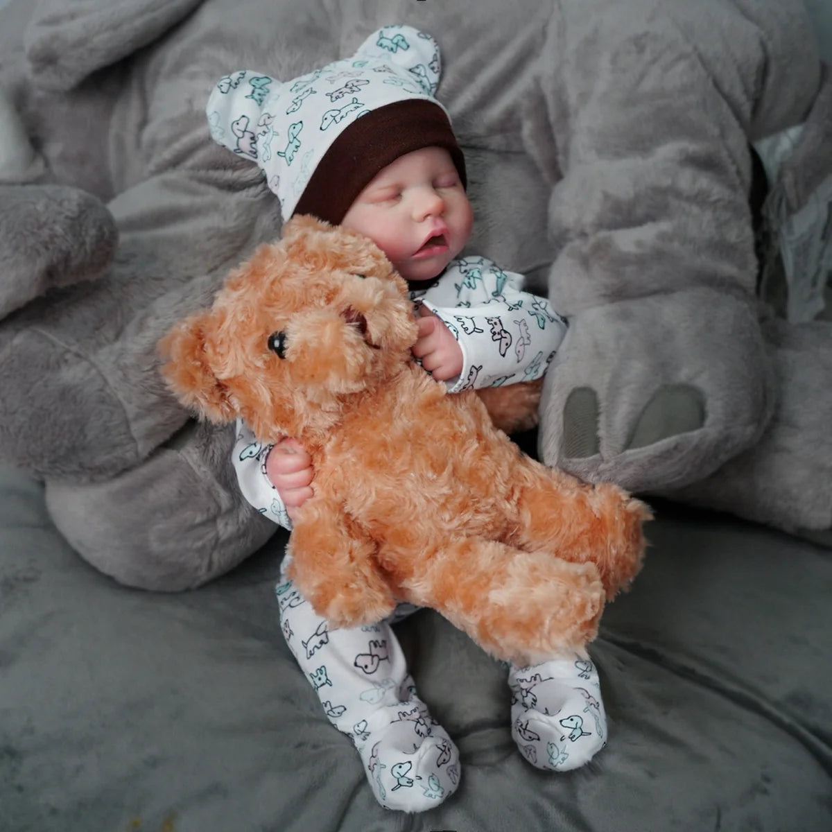 Boneco Bebê Reborn Realista Silicone Conjunto de Roupa Chupeta Mamadeira e Pelúcia Original Completo