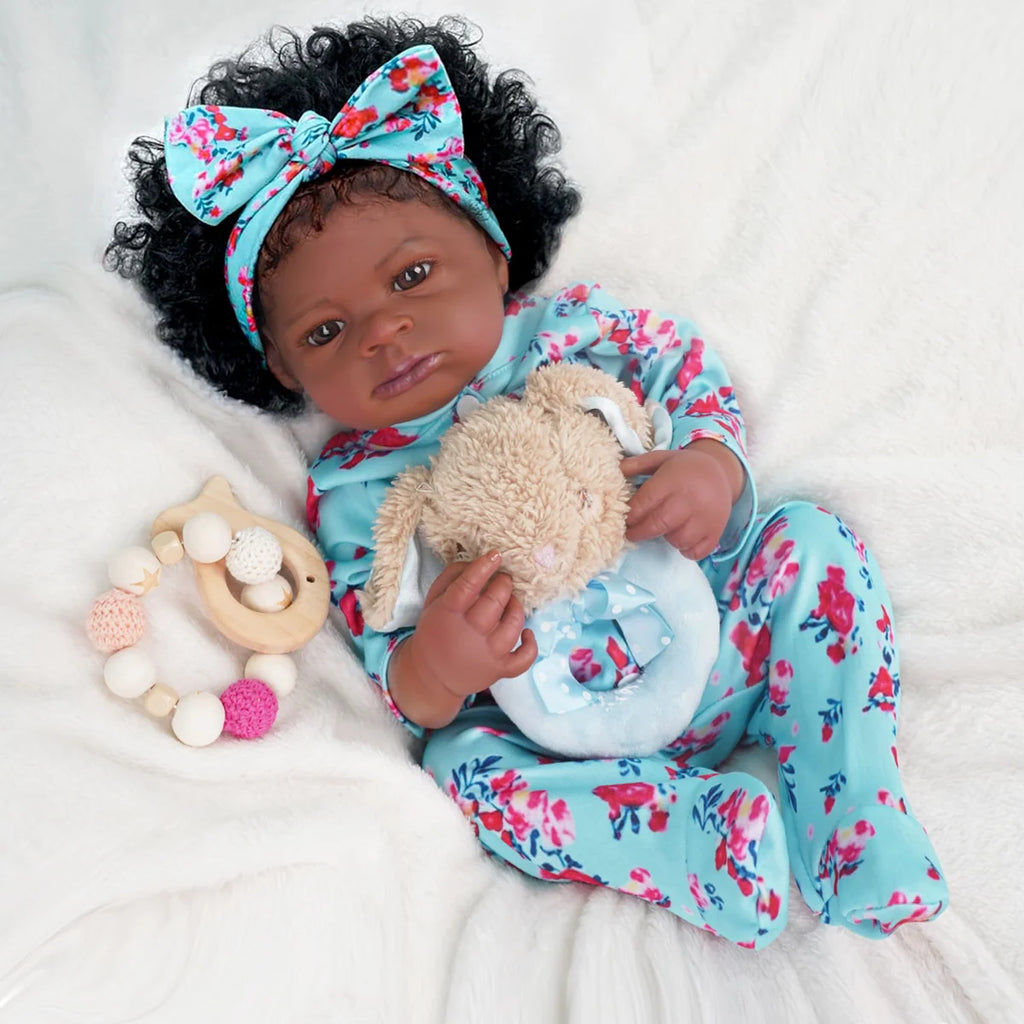 Boneca Bebê Reborn Realista Negra 55cm Silicone Conjunto de Roupa Chupeta Mamadeira e Pelúcia Original Completo