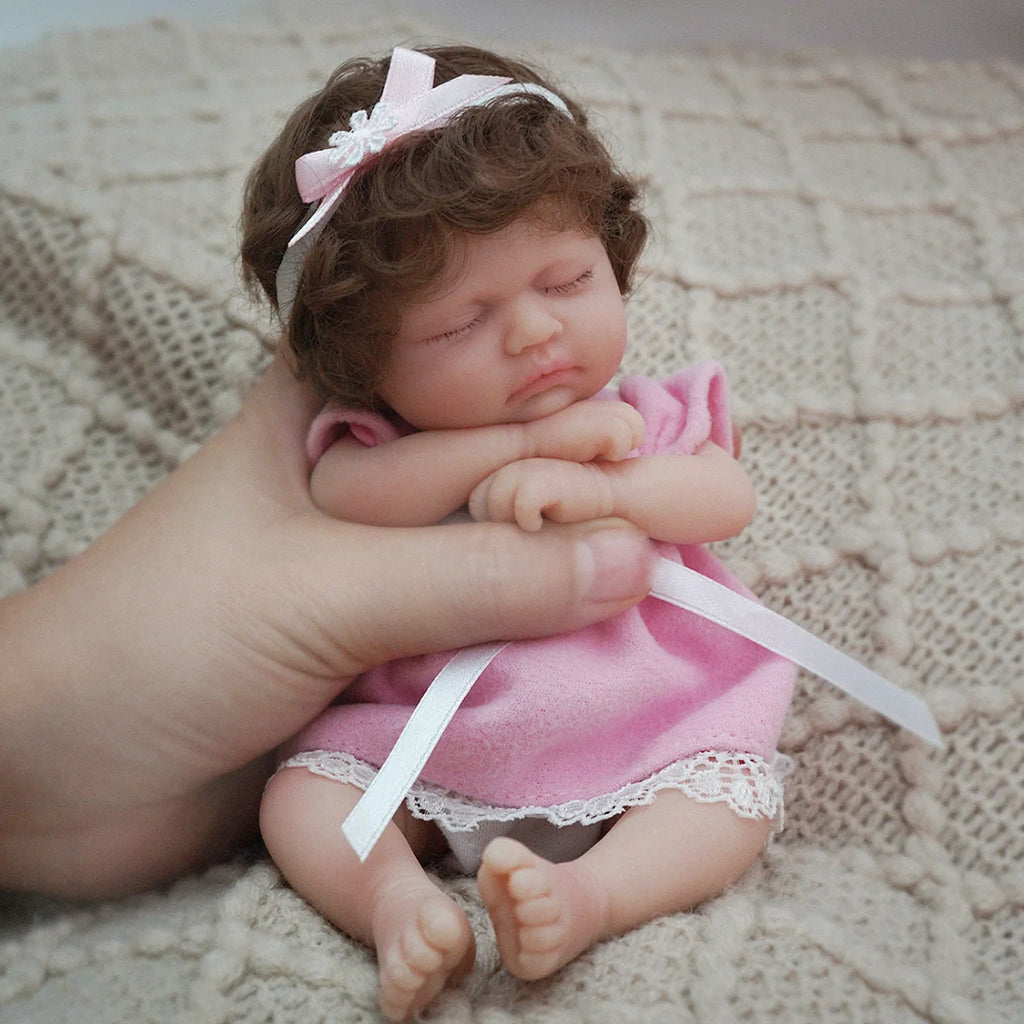 Boneca Bebê Reborn Realista Silicone Sólido 20 cm Conjunto de Roupa Chupeta Mamadeira e Pelúcia Original Completo