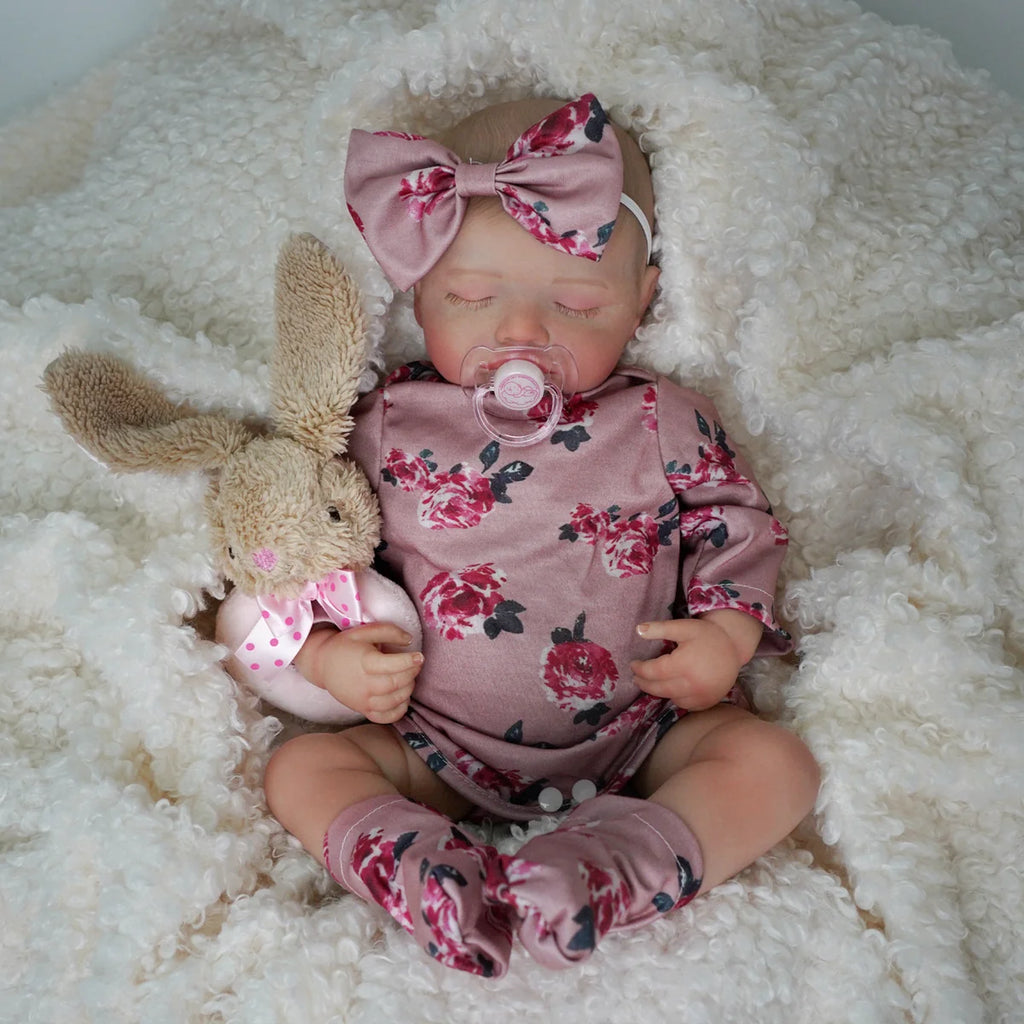 Boneca Bebê Reborn Realista Silicone Kit Conjunto de Roupa Chupeta Mamadeira e Pelúcia