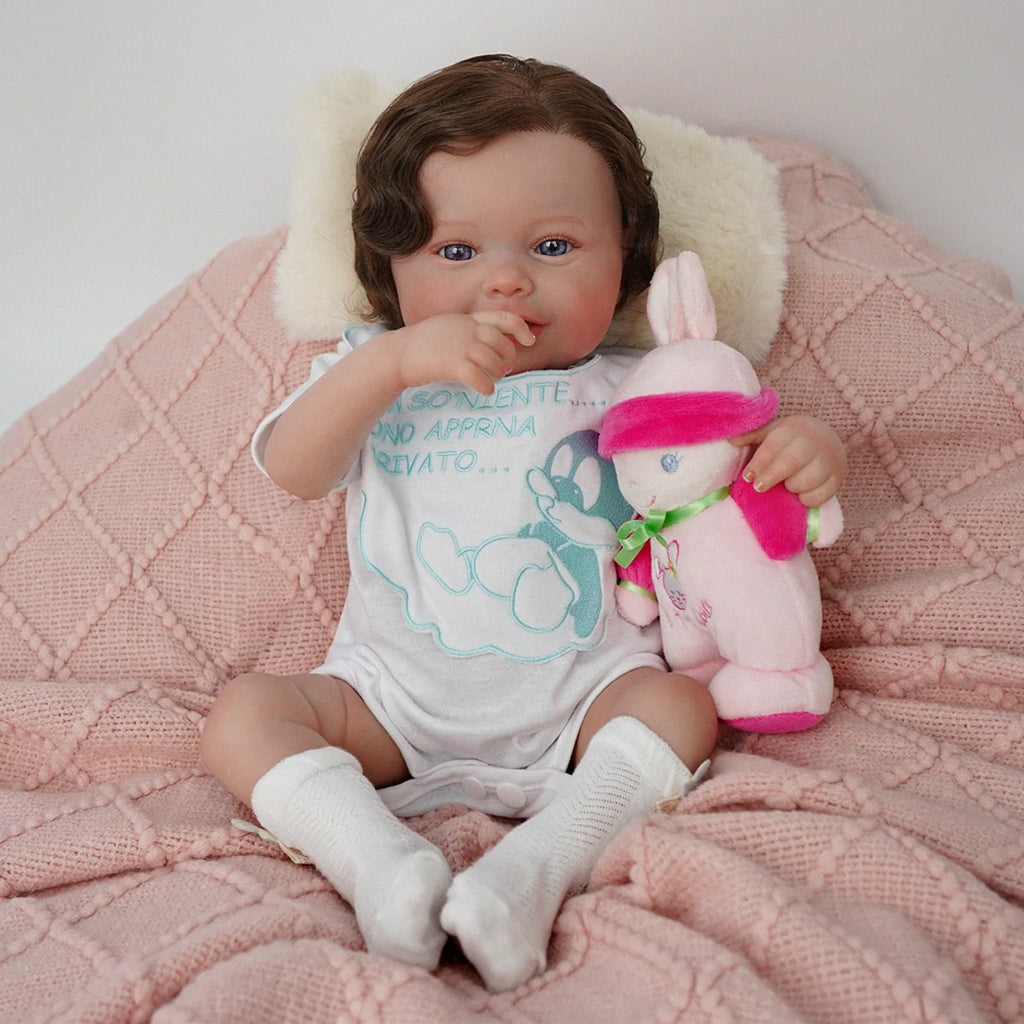 Boneca Bebê Reborn Silicone 48cm Conjunto de Roupa Mamadeira Chupeta Pelucia Brastoy