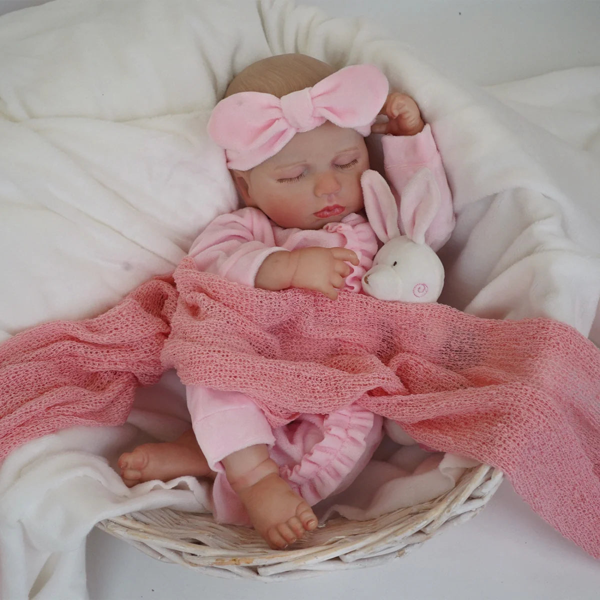 Boneca Bebê Reborn Silicone Realista 48cm Original Kit Acessórios Conjunto Roupa Mamadeira Chupeta Pelúcia Fralda
