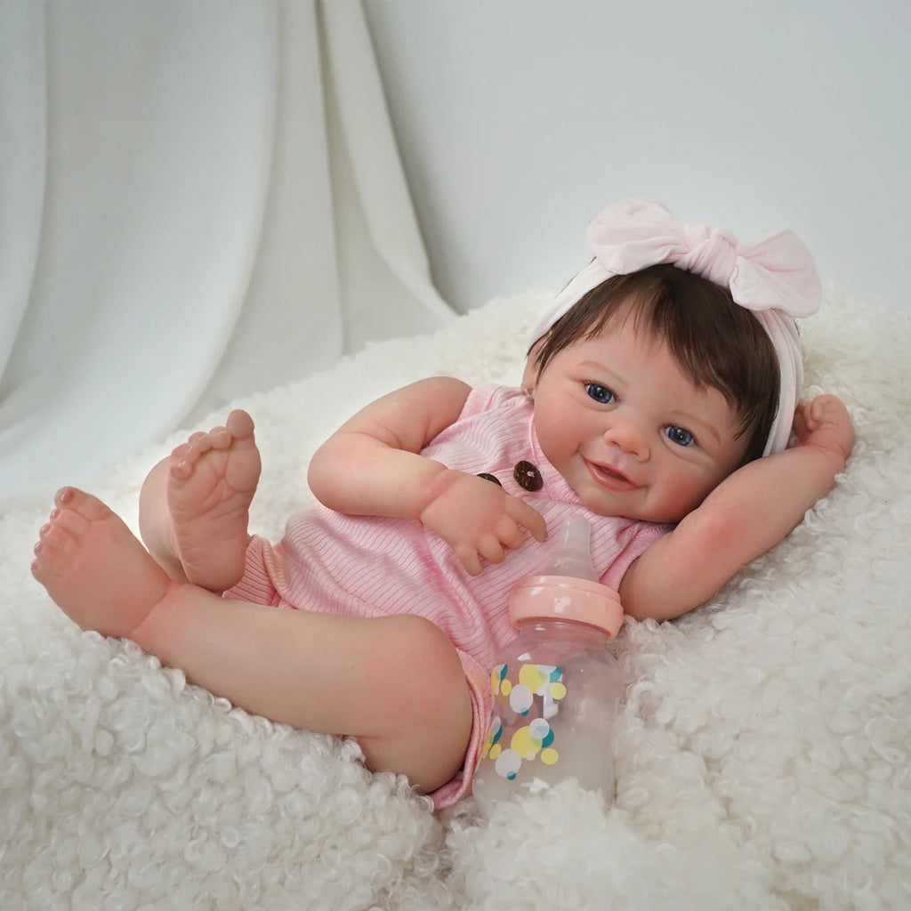 Boneca Bebê Reborn Realista Silicone Conjunto de Roupa Chupeta Mamadeira e Pelúcia