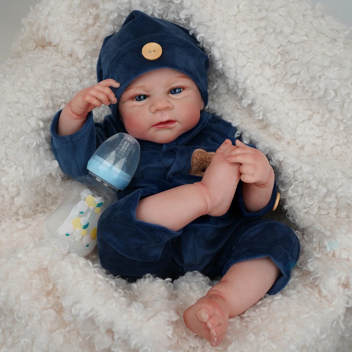 Boneco Bebê Reborn Silicone Realista 48cm Original Kit Acessórios Conjunto Roupa Mamadeira Chupeta Pelúcia Fralda