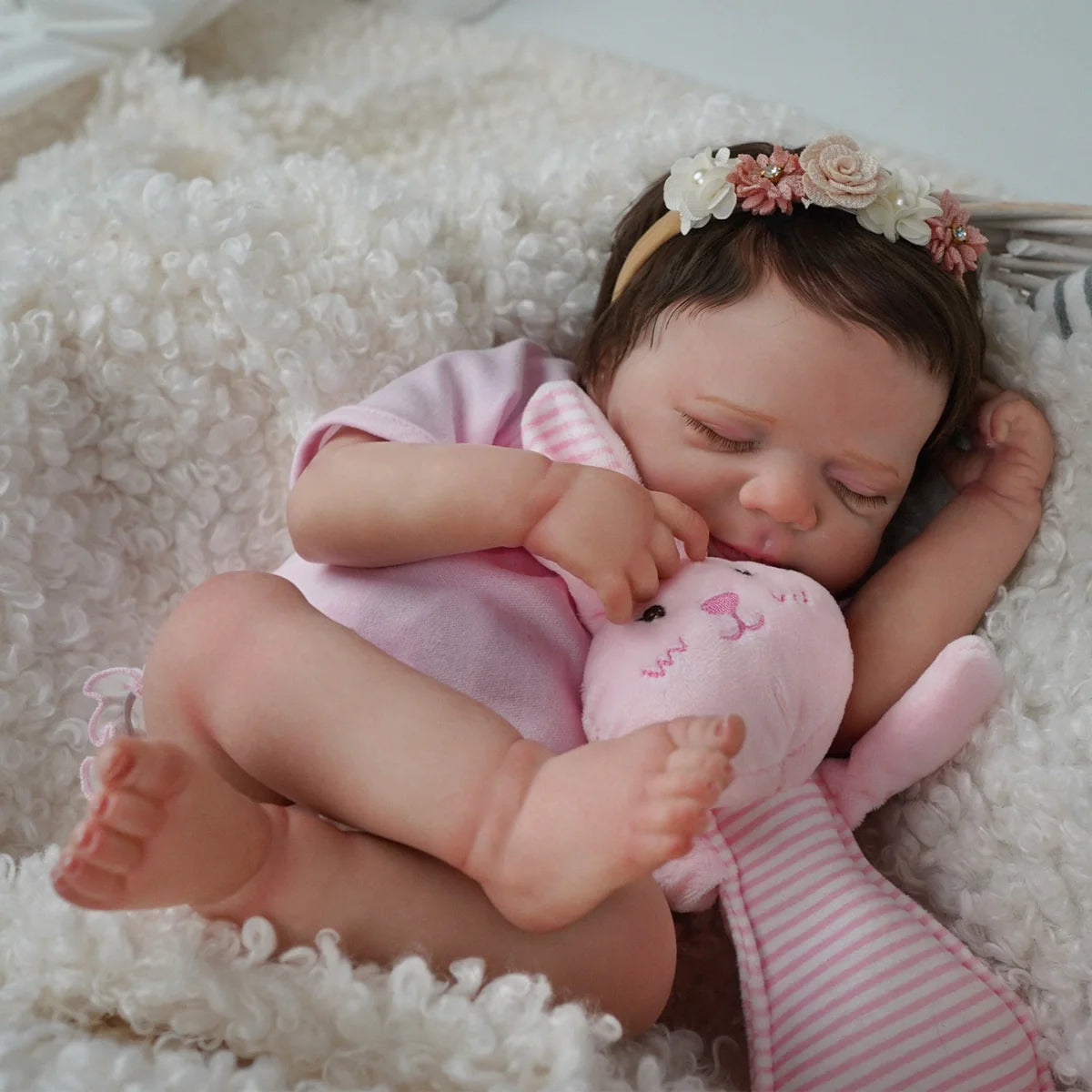Boneca Bebê Reborn Silicone Realista 48cm Original Kit Acessórios Conjunto Roupa Mamadeira Chupeta Pelúcia Fralda
