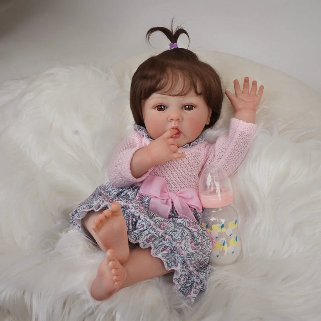 Boneca Bebê Reborn Silicone Realista 55cm Original Kit Acessórios Conjunto Roupa Mamadeira Chupeta Pelúcia Fralda Certidão