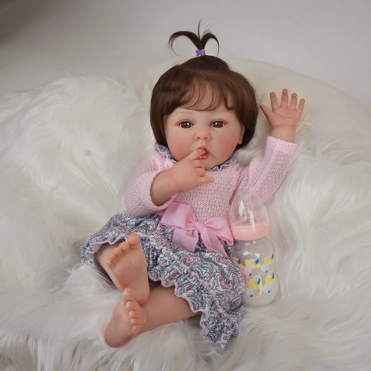 Boneca Bebê Reborn Silicone Realista 55cm Original Kit Acessórios Conjunto Roupa Mamadeira Chupeta Pelúcia Fralda Certidão
