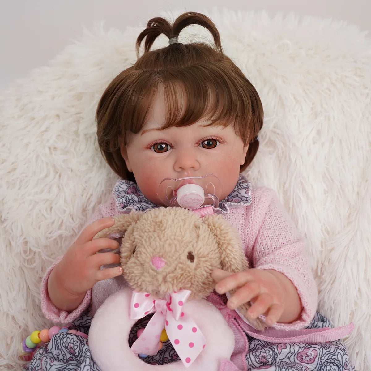 Boneca Bebê Reborn Silicone Realista 55cm Original Kit Acessórios Conjunto Roupa Mamadeira Chupeta Pelúcia Fralda Certidão