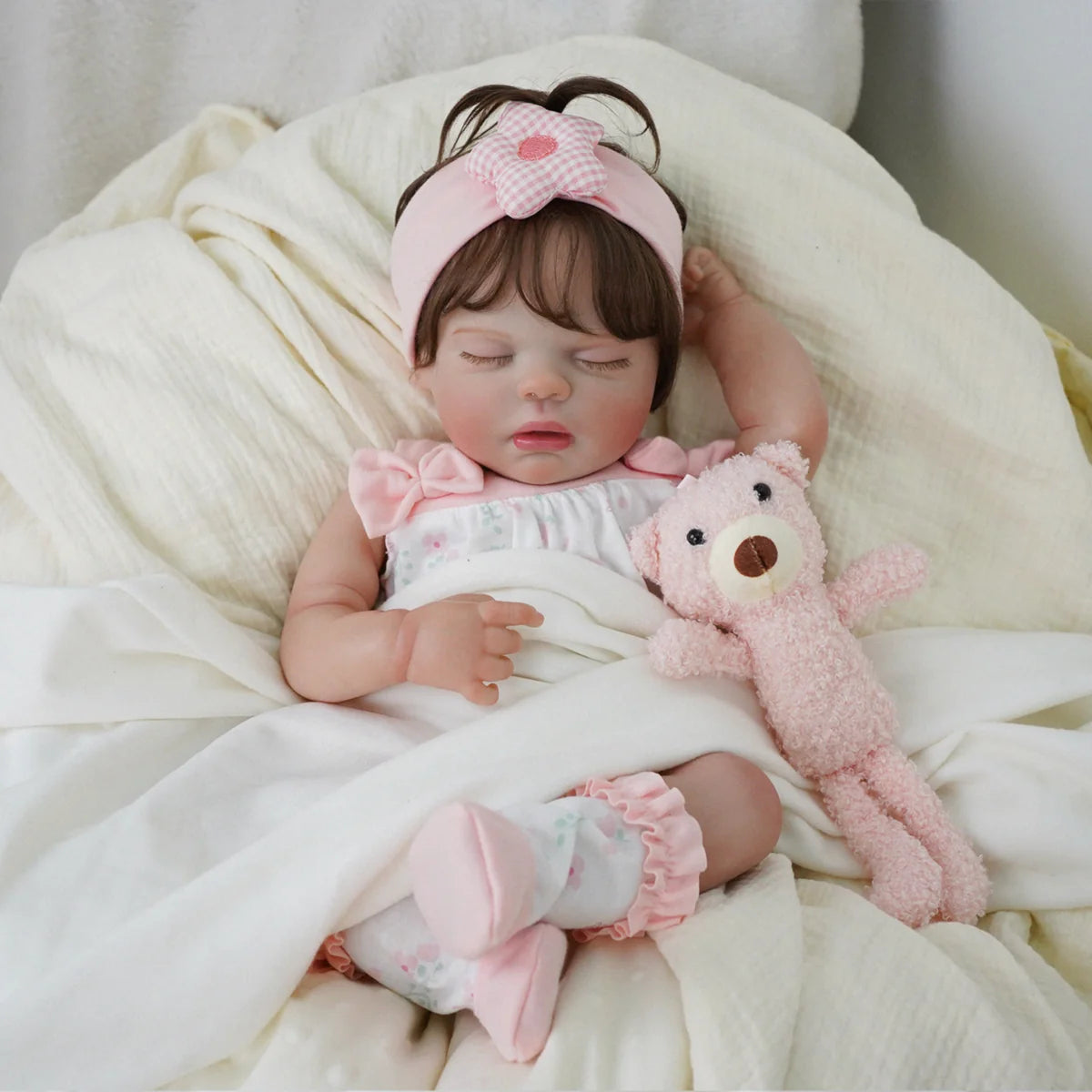 Boneca Bebê Reborn Silicone 48cm Conjunto de Roupa Mamadeira Chupeta Pelucia Brastoy